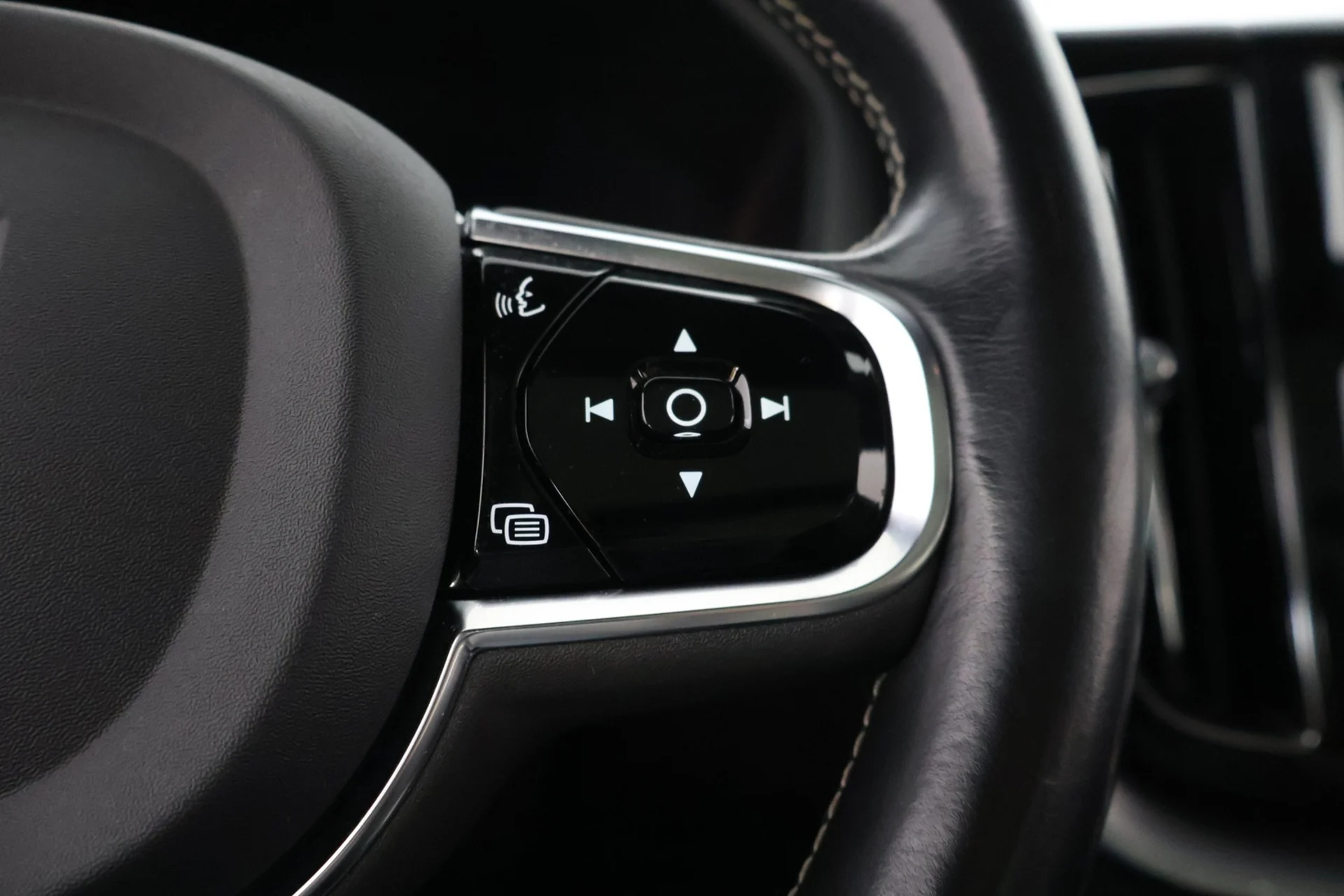 Car Image - 2msqeARjcS6VOZmfLcsnG5