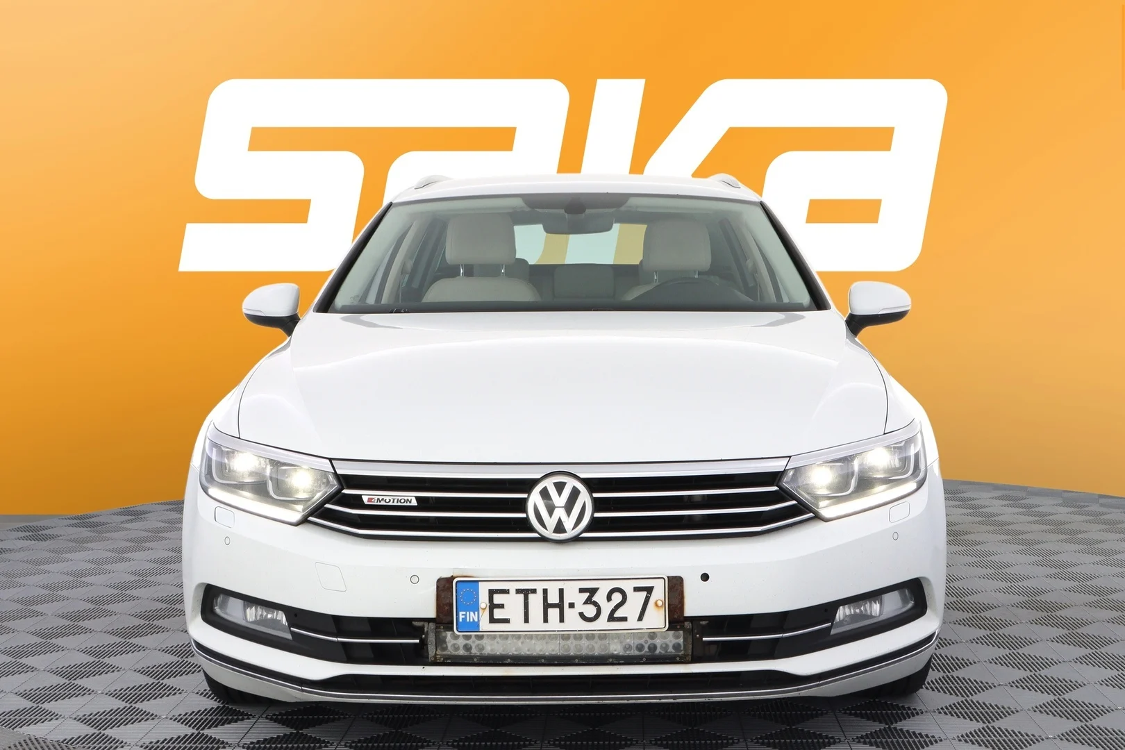 Car Image - 7J9n4imznP2DdrWFw6WHXE