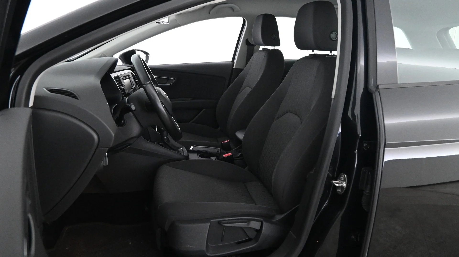 Car Image - 1kcvbpHymWlspUzw17biqL