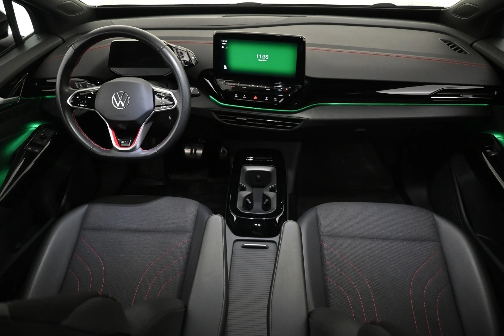 Car Image - 2a7MgY2azEAC1p4qhO2LRe