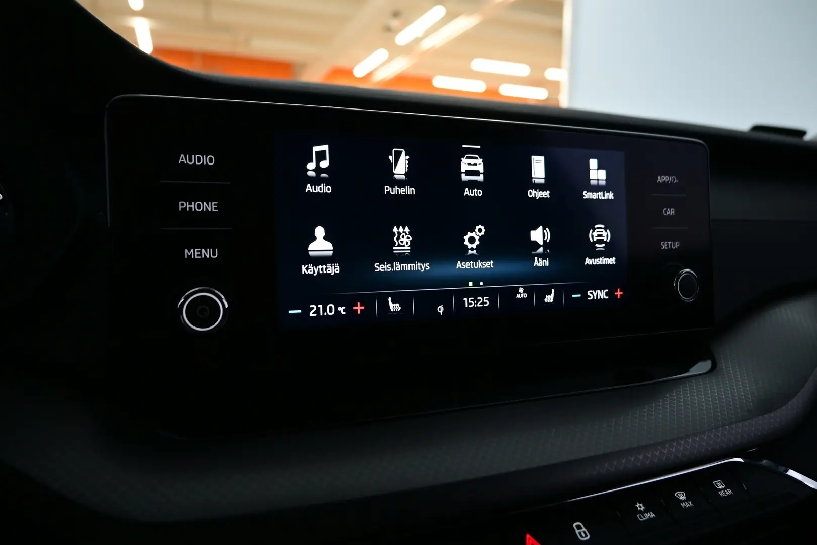 Car Image - 3uVMtxJLzb5wDMudNg5px9