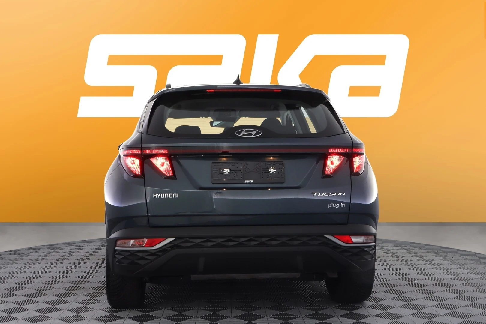 Car Image - 6CtvPAOGkYURbCcYCz03V2