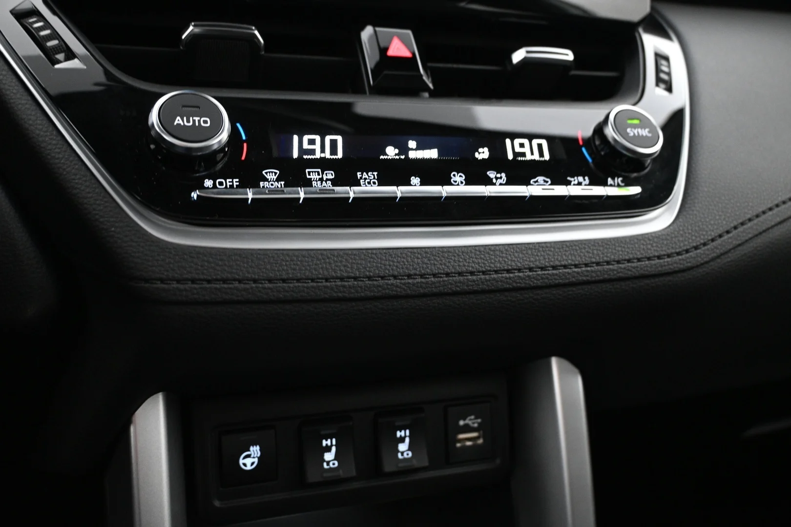 Car Image - 2pRsHLOpDBS2uEBngMVOkA