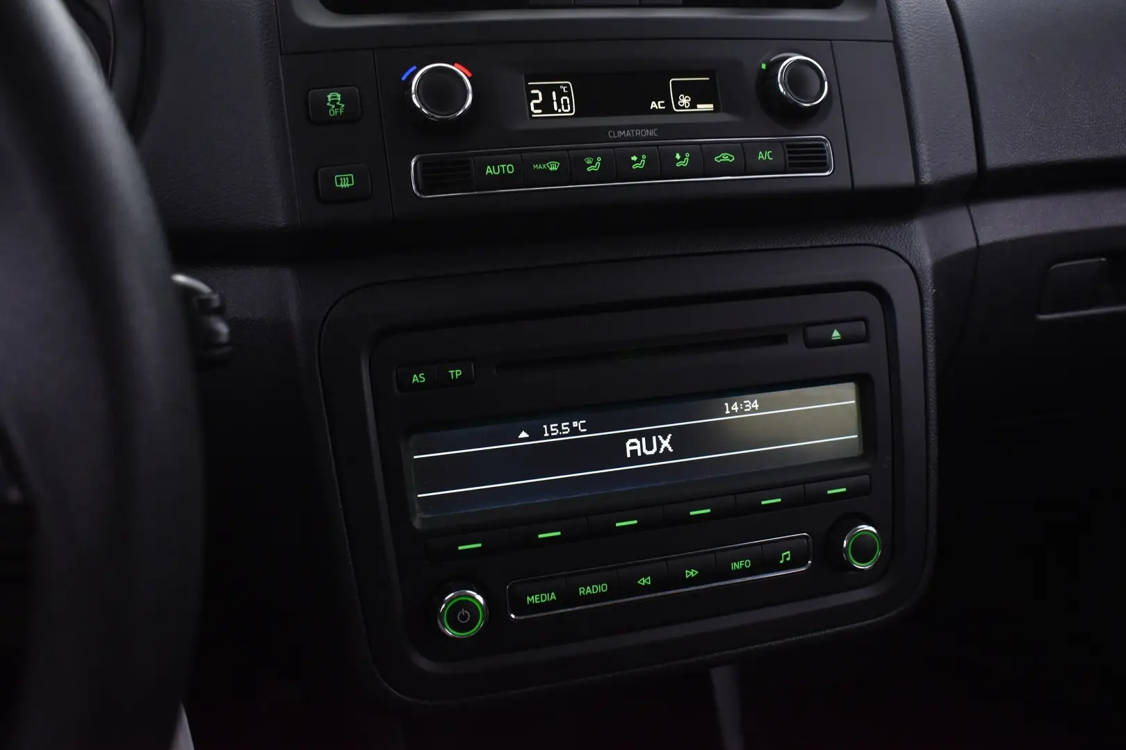 Car Image - 2fJD5CicCmYmO49Di7DwH