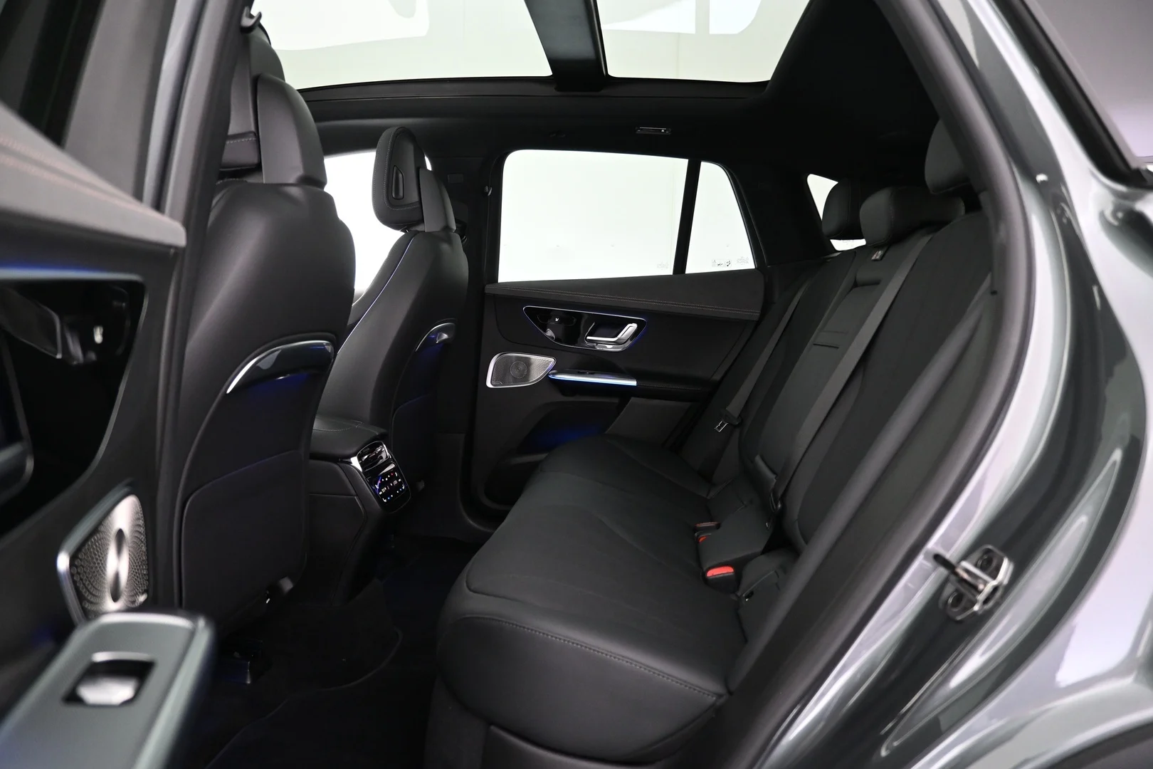 Car Image - 1fUqHhNMMgFeZbAWwztWPb
