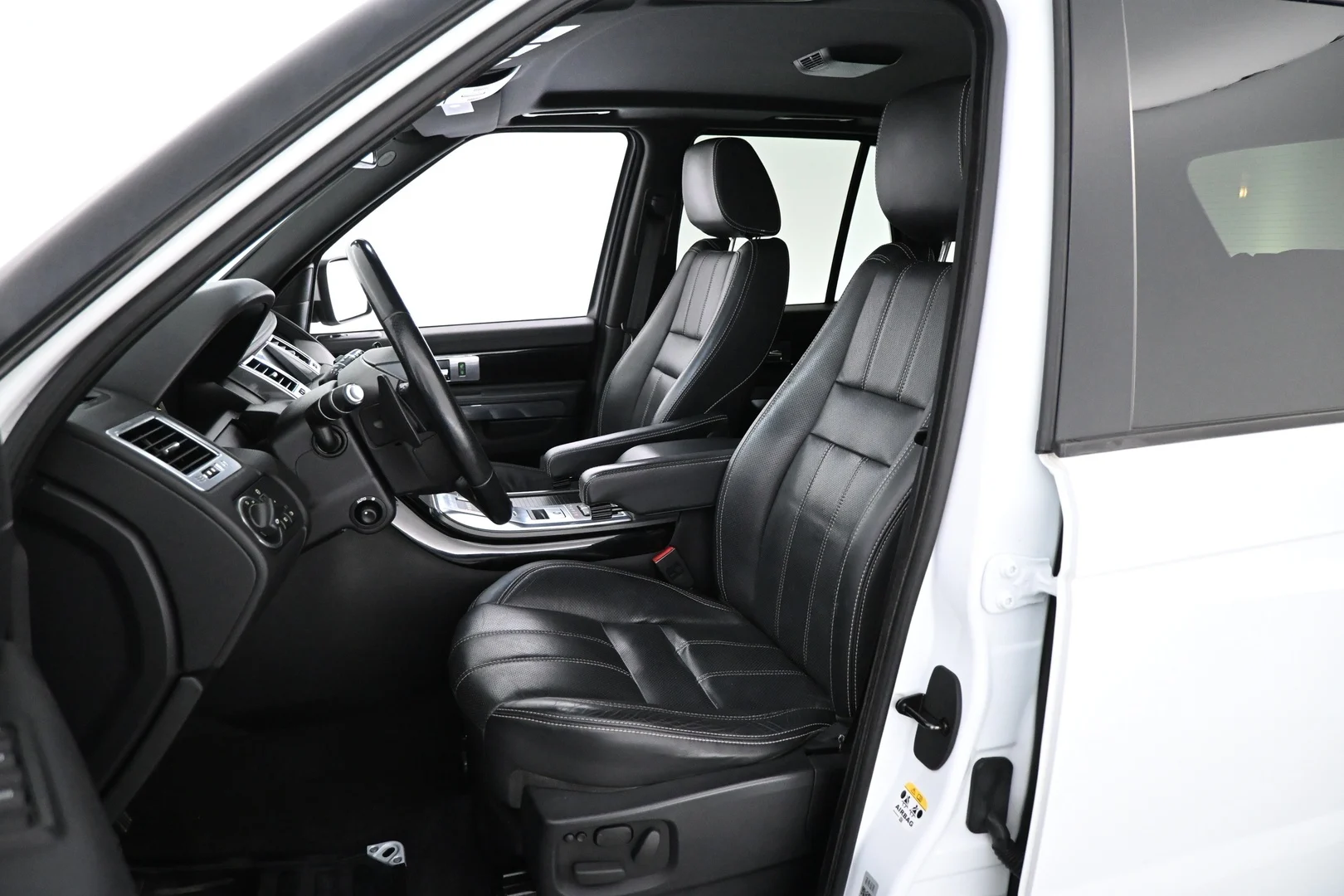 Car Image - 1rQyqZGrpRsGKZQNXO9QXI
