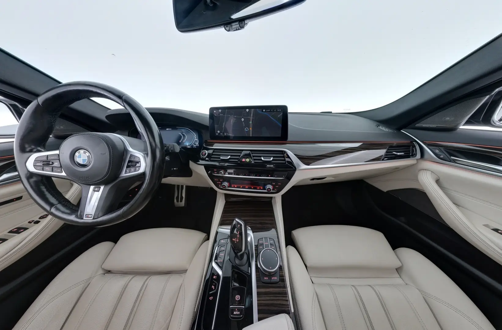 Car Image - 1RGHoL4av30gUcMSEWpxLq