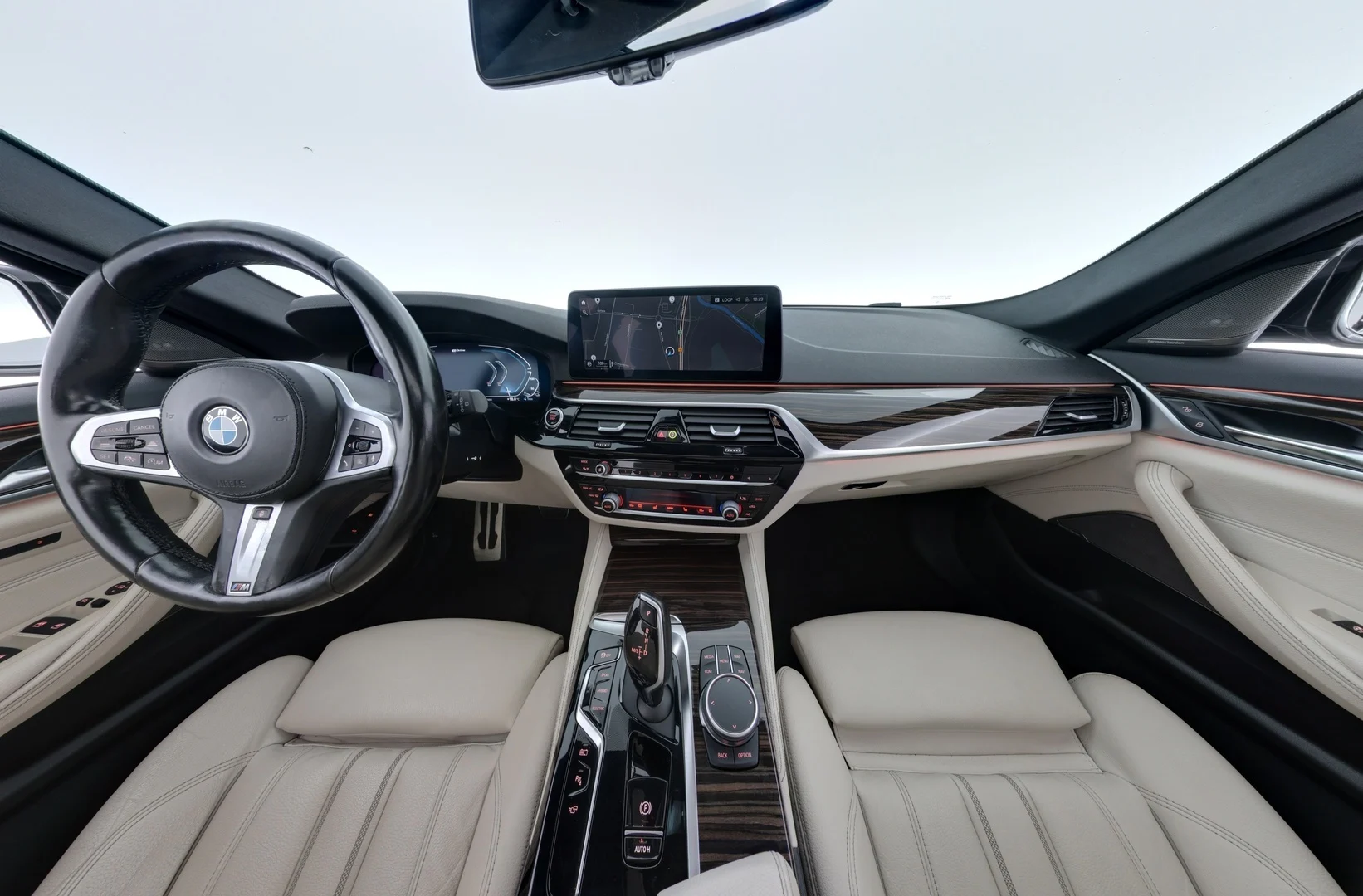 Car Image - 1RGHoL4av30gUcMSEWpxLq