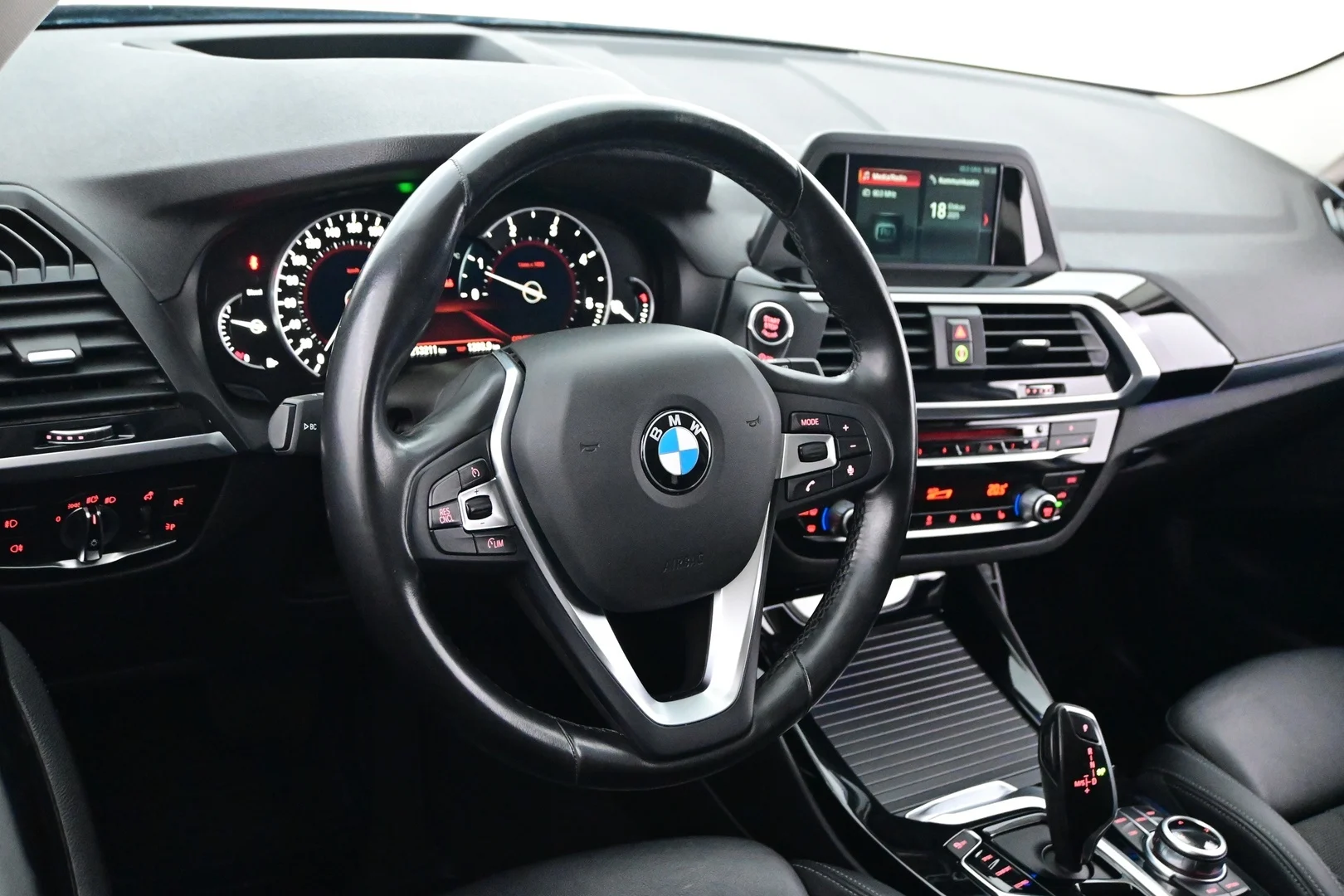 Car Image - 6bsvZTV2pWgCa3q6Hj4xsx