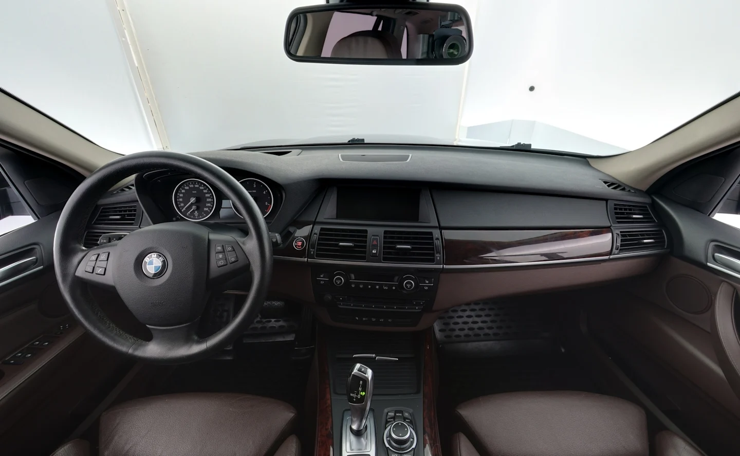 Car Image - 305WxamxhZKiyhbr3yrE4T