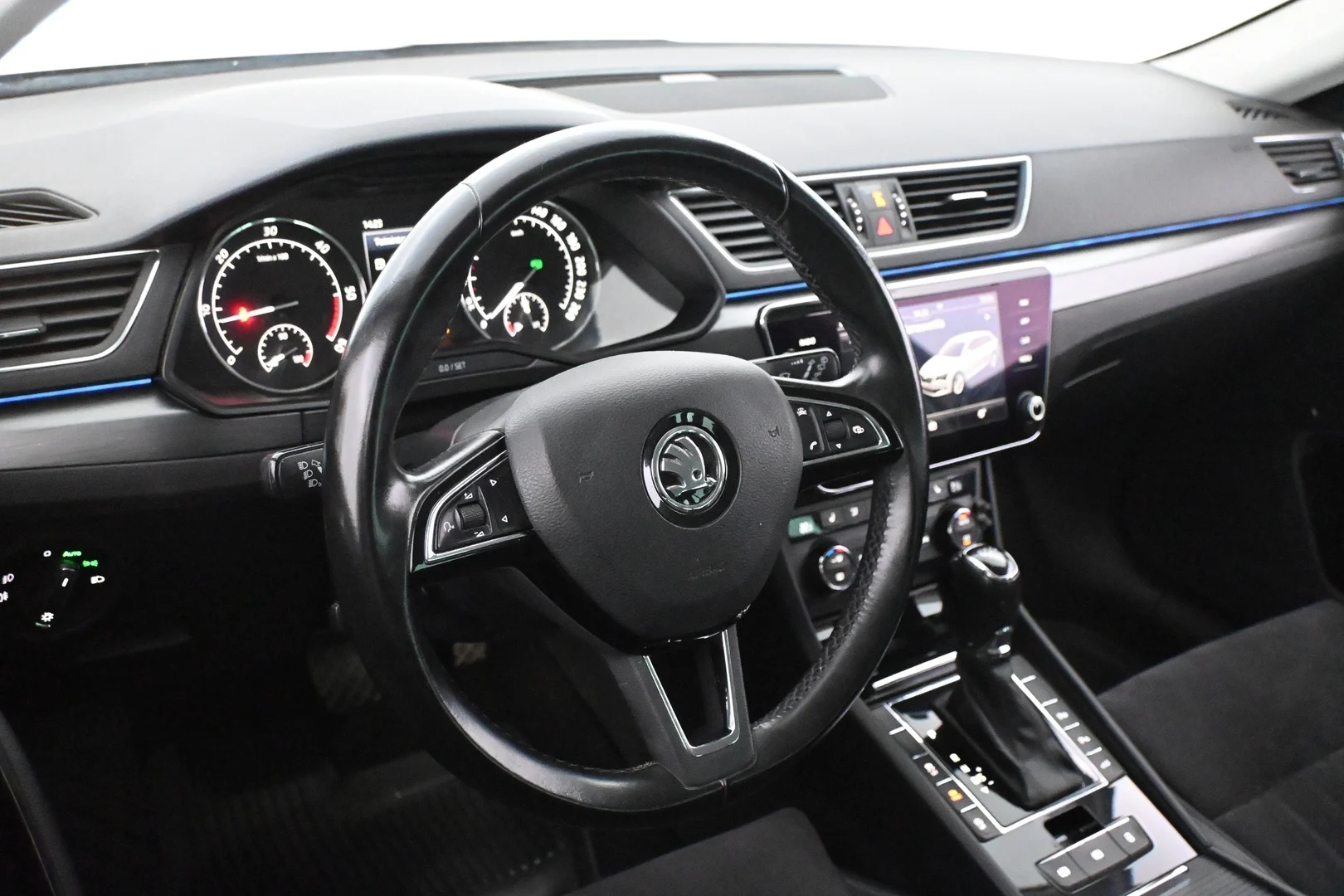 Car Image - lk2dHzc1NX635RBtsq0TI