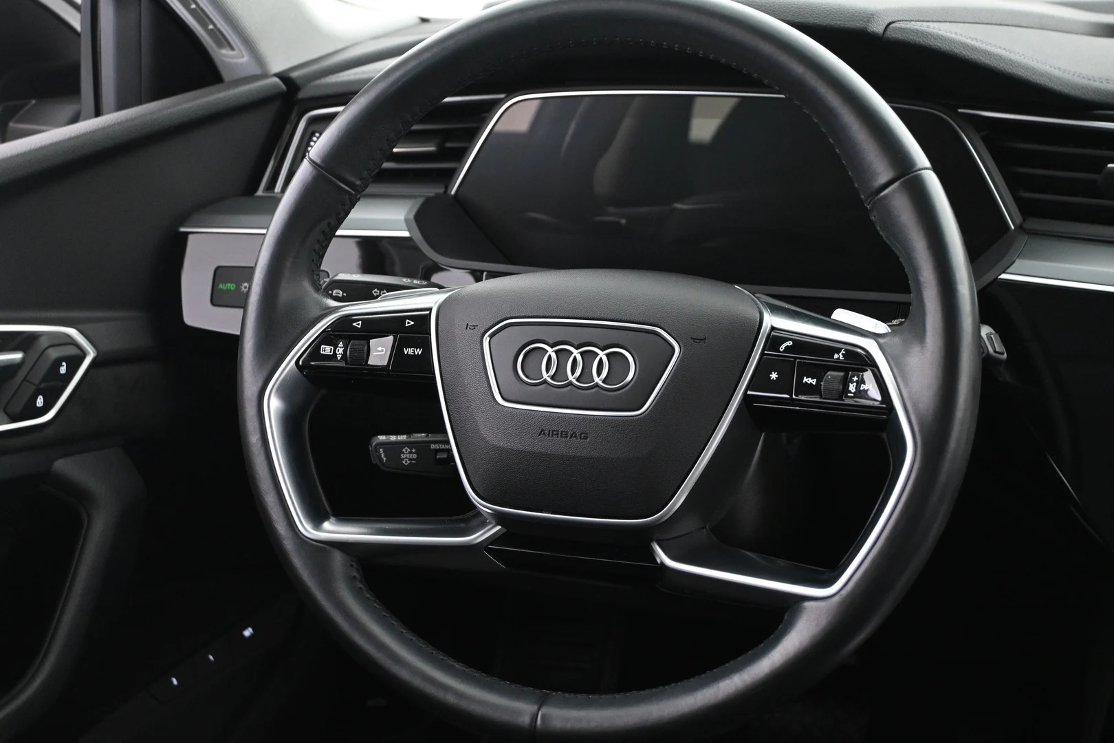 Car Image - 2FlHjuij34xjcjoTugVVCb
