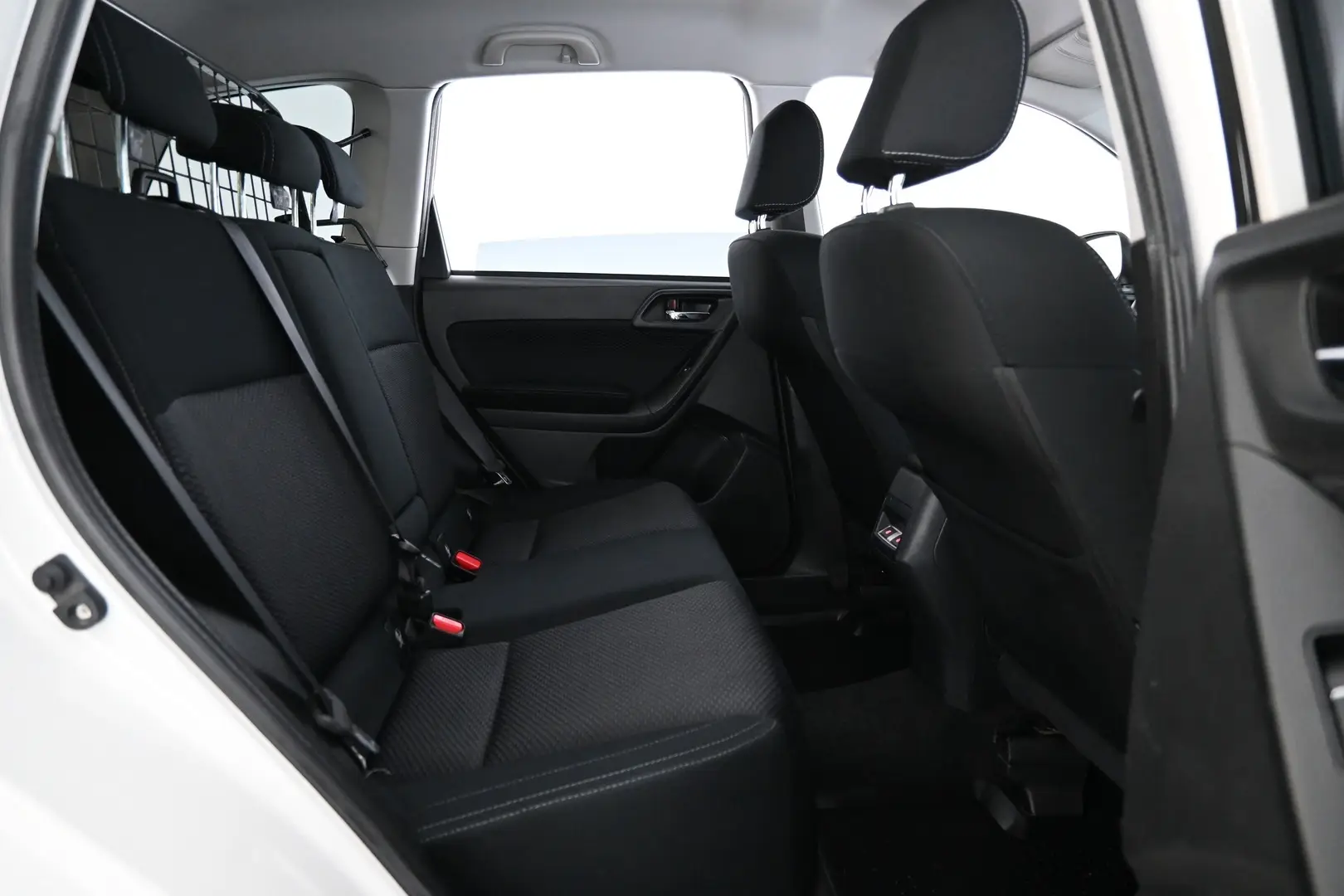 Car Image - 4J5Zc1meTNBu1hS3uM89Iu