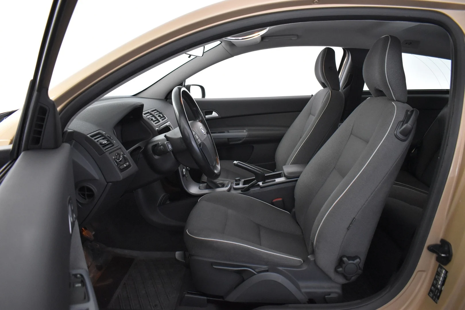 Car Image - ghO41lQ4CHysCO7zNMHc9