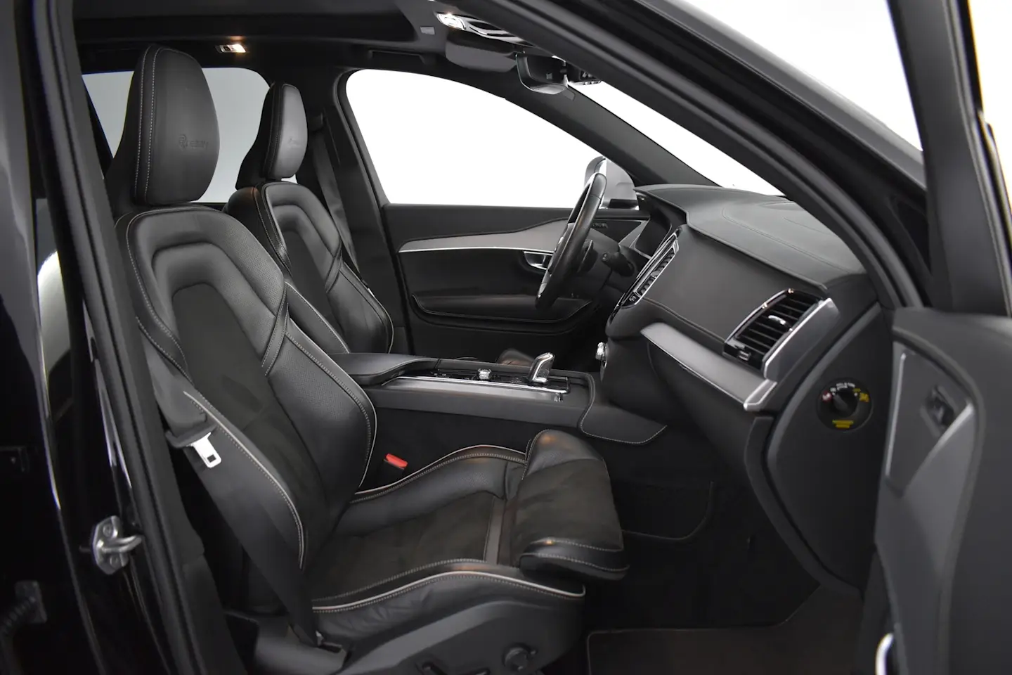 Car Image - 48R3Hpnoy2msRn9dzgeoWo