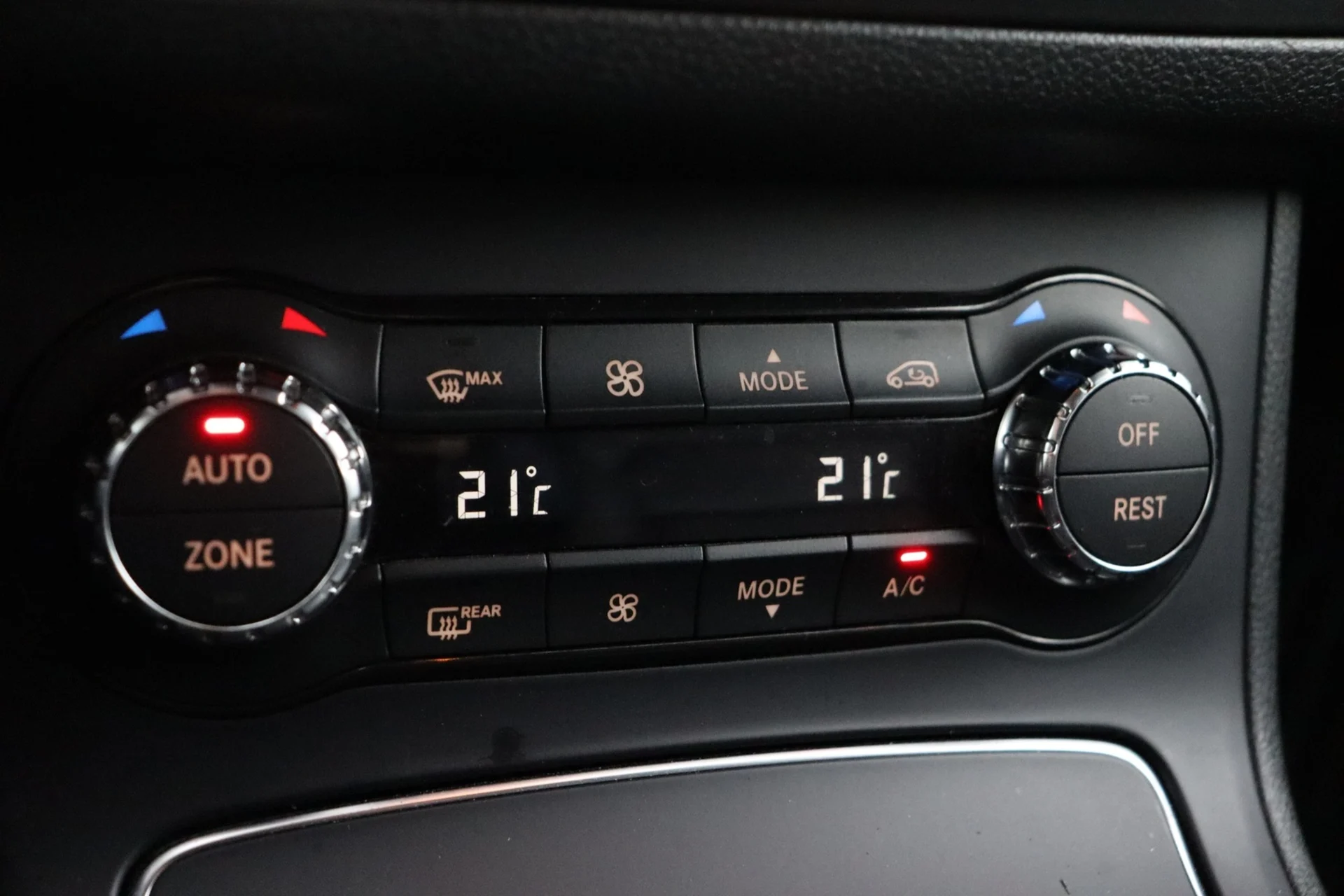 Car Image - 32WBBPeq8nOniVCTHmh0Cv