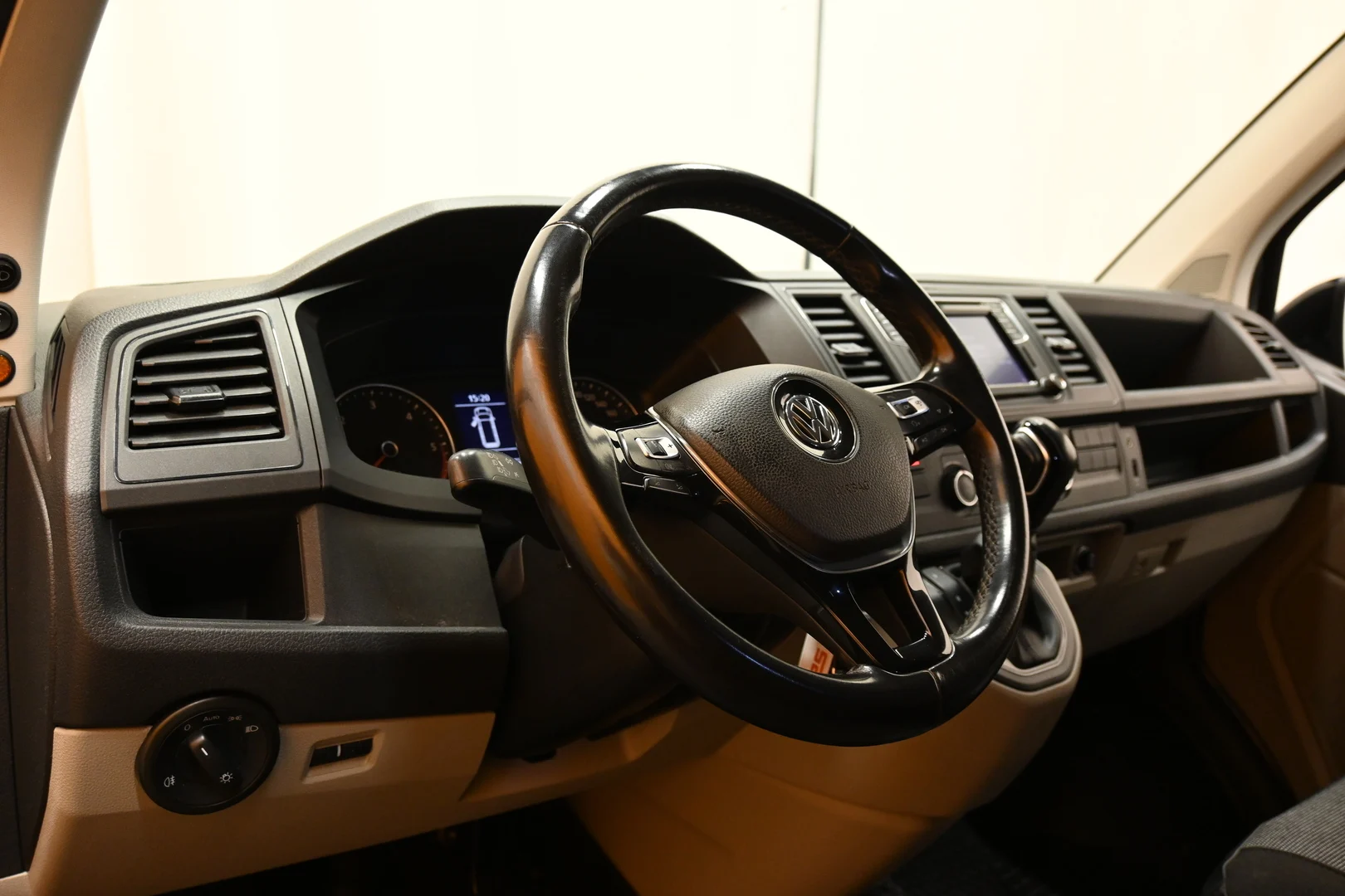 Car Image - 75kcnDUQqmC9lDYJ5dKcyQ