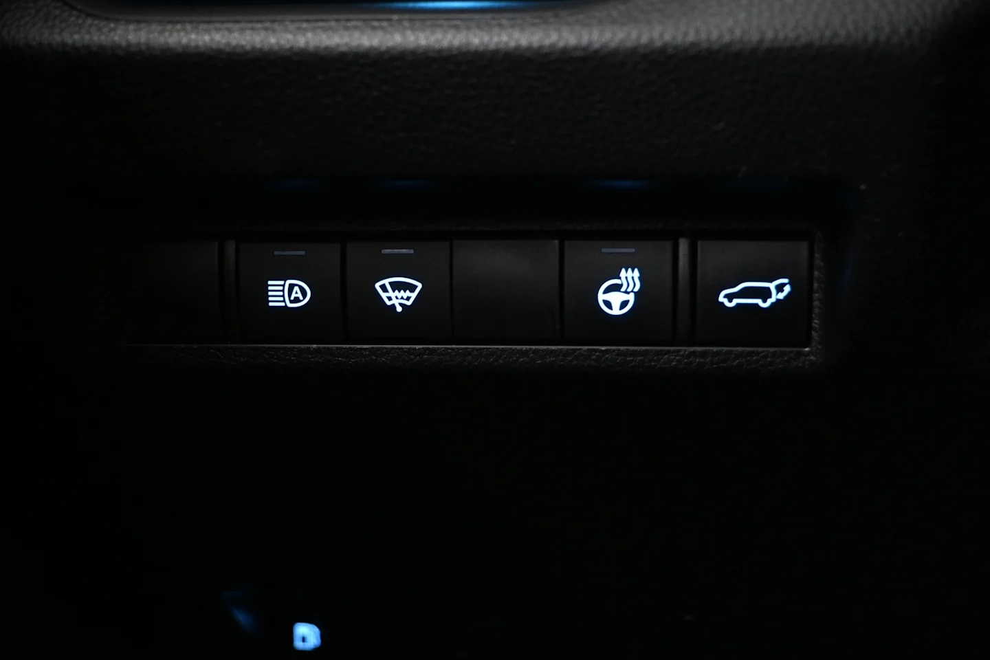 Car Image - 1aH4ihkZvkXC8HPcsHGXjK