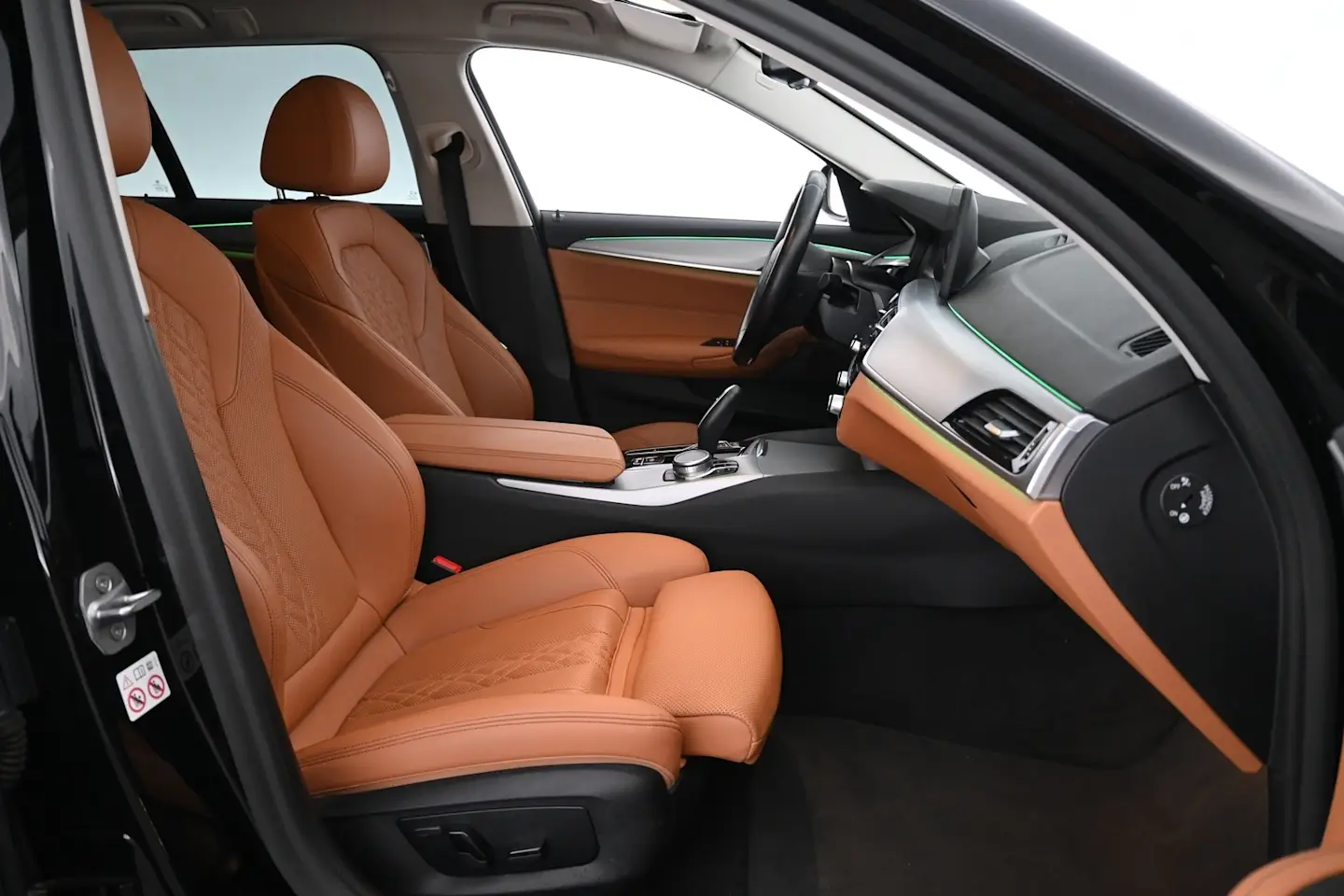 Car Image - 3QGhsFS1bYXs5fSMgkzQXe