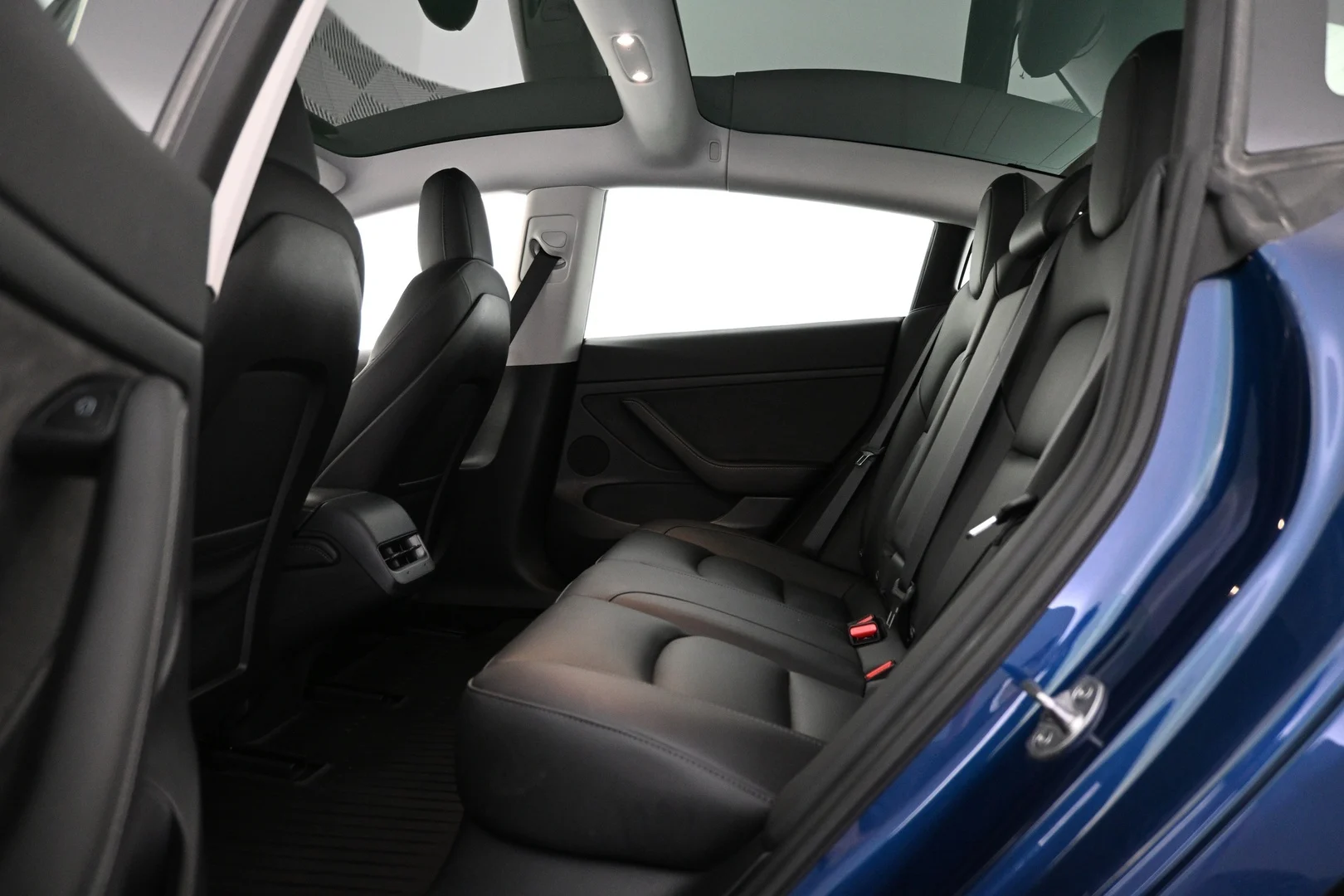 Car Image - 6KFrTvMiPNQIE3udR5bzGI
