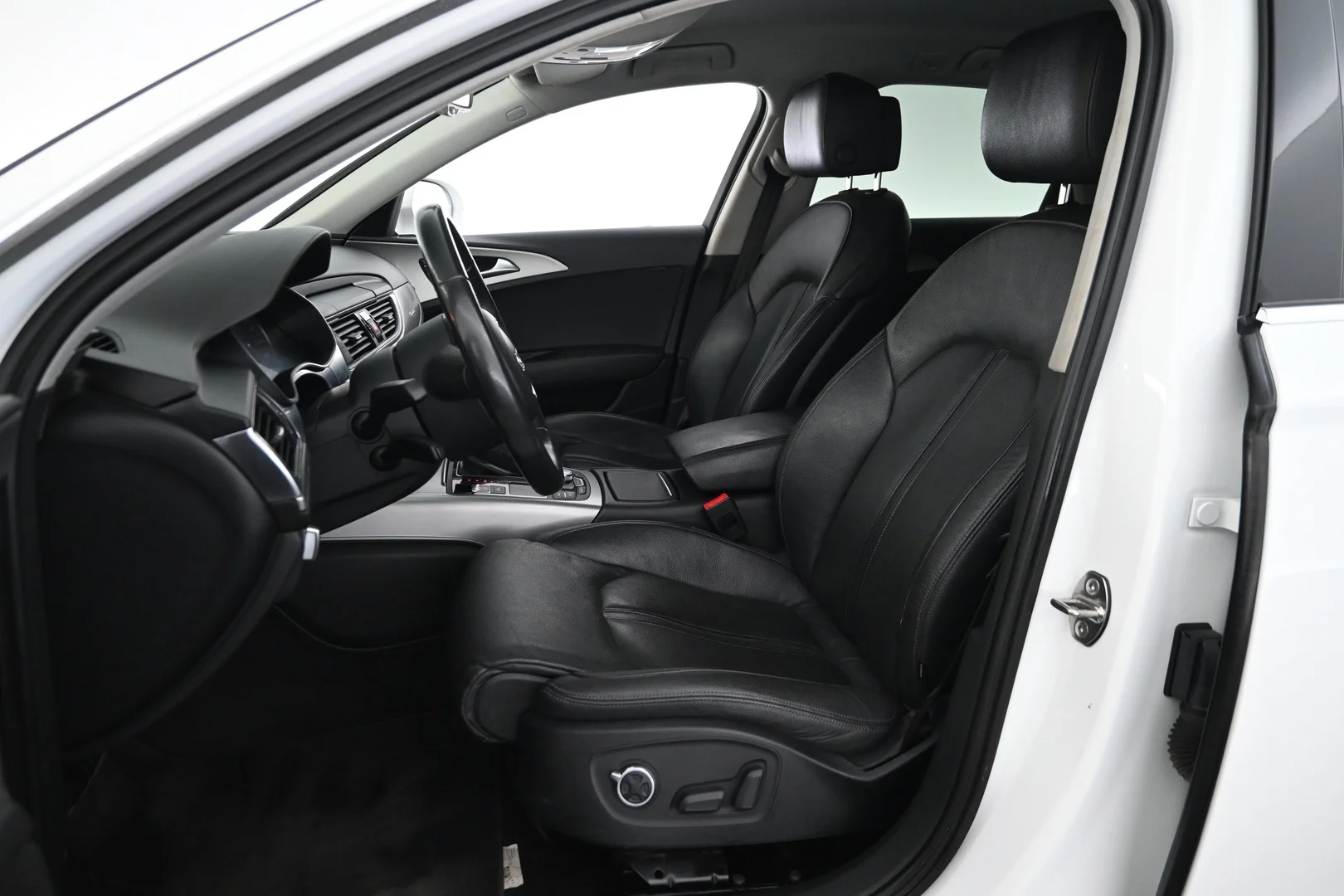 Car Image - 5waHtPHJP0eH49qTV82J0Z