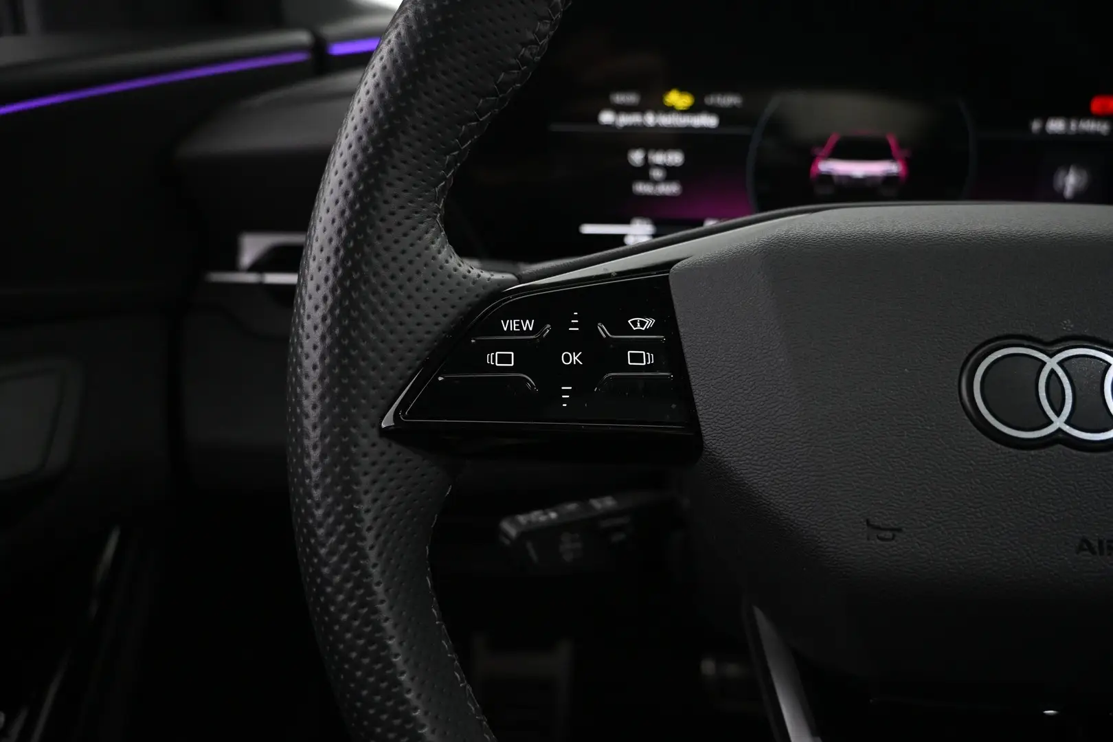 Car Image - 2PmQDPxTbVFuWeDB28MB4F