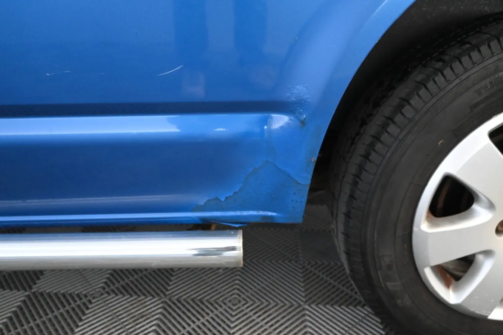 Car Image - 1cV7FKw9mDklFmOv0yuA2j