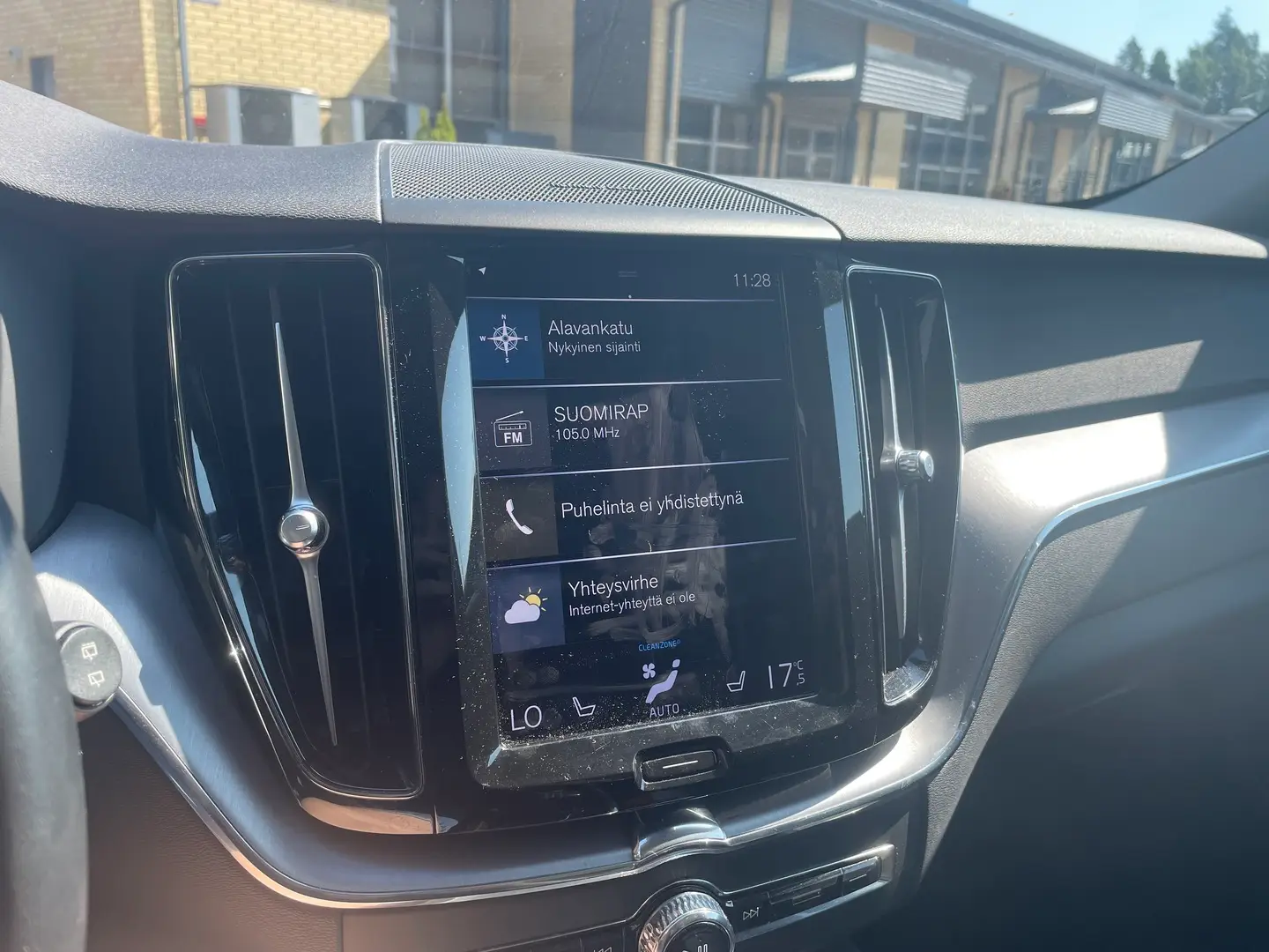 Car Image - 65OvGOTfzkFgDKgxAd3al6
