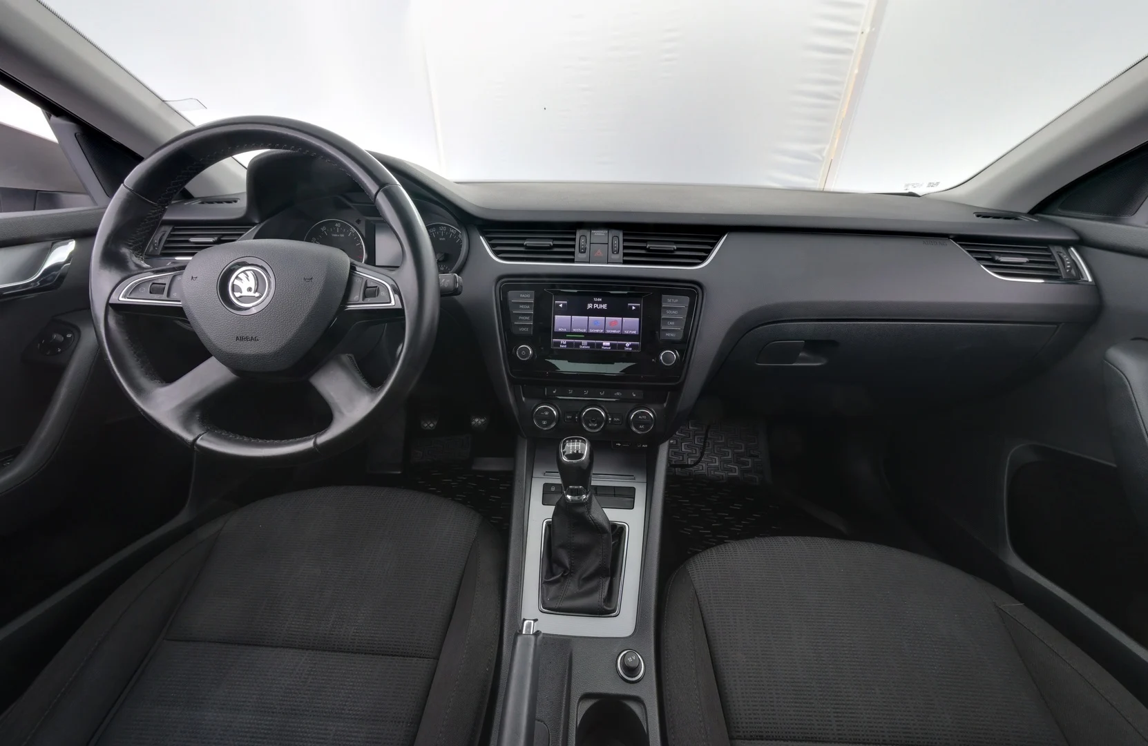 Car Image - 6UPrrMEDO2NUh5CdW8kSpl