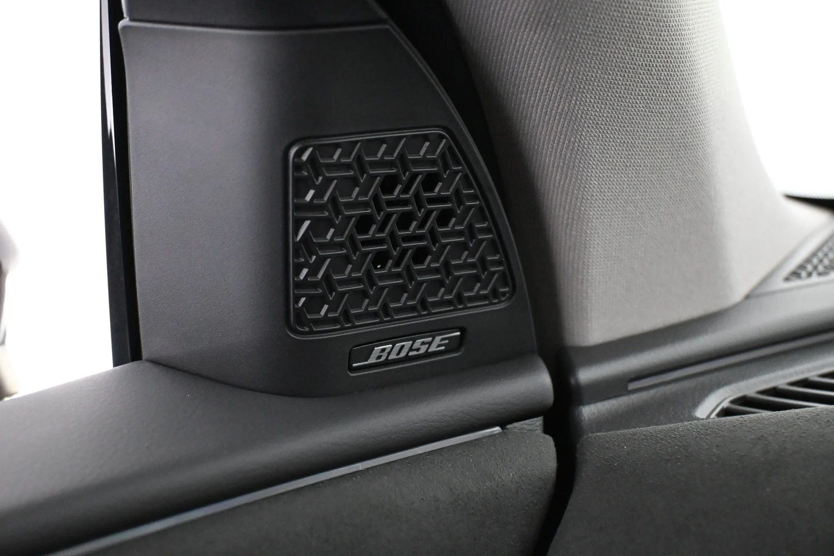 Car Image - NHL5we6hzPPoATdZrLJtZ