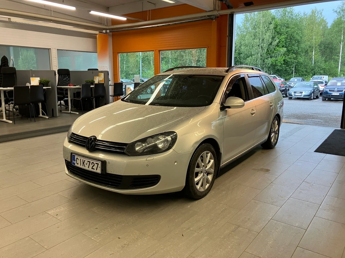 Car Image - 4xbD6PStkUpCTHzdvLOHQH