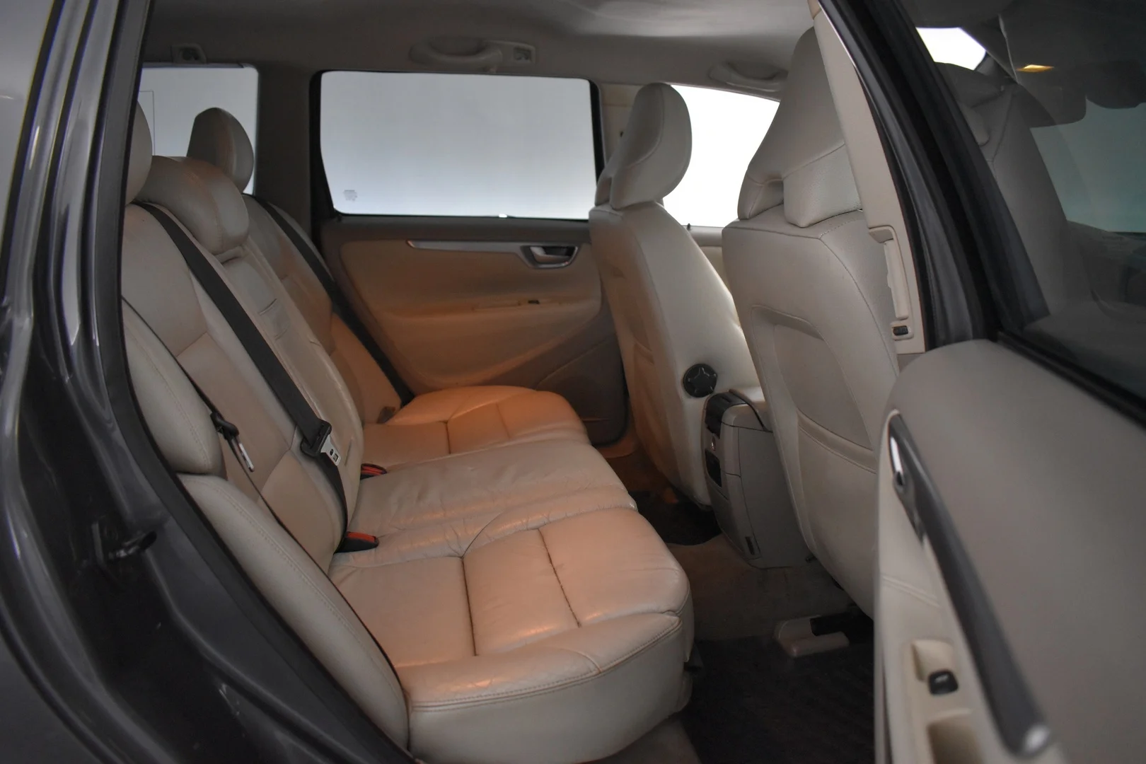 Car Image - 1kXgwnDaiCAZtPM97xfhIW
