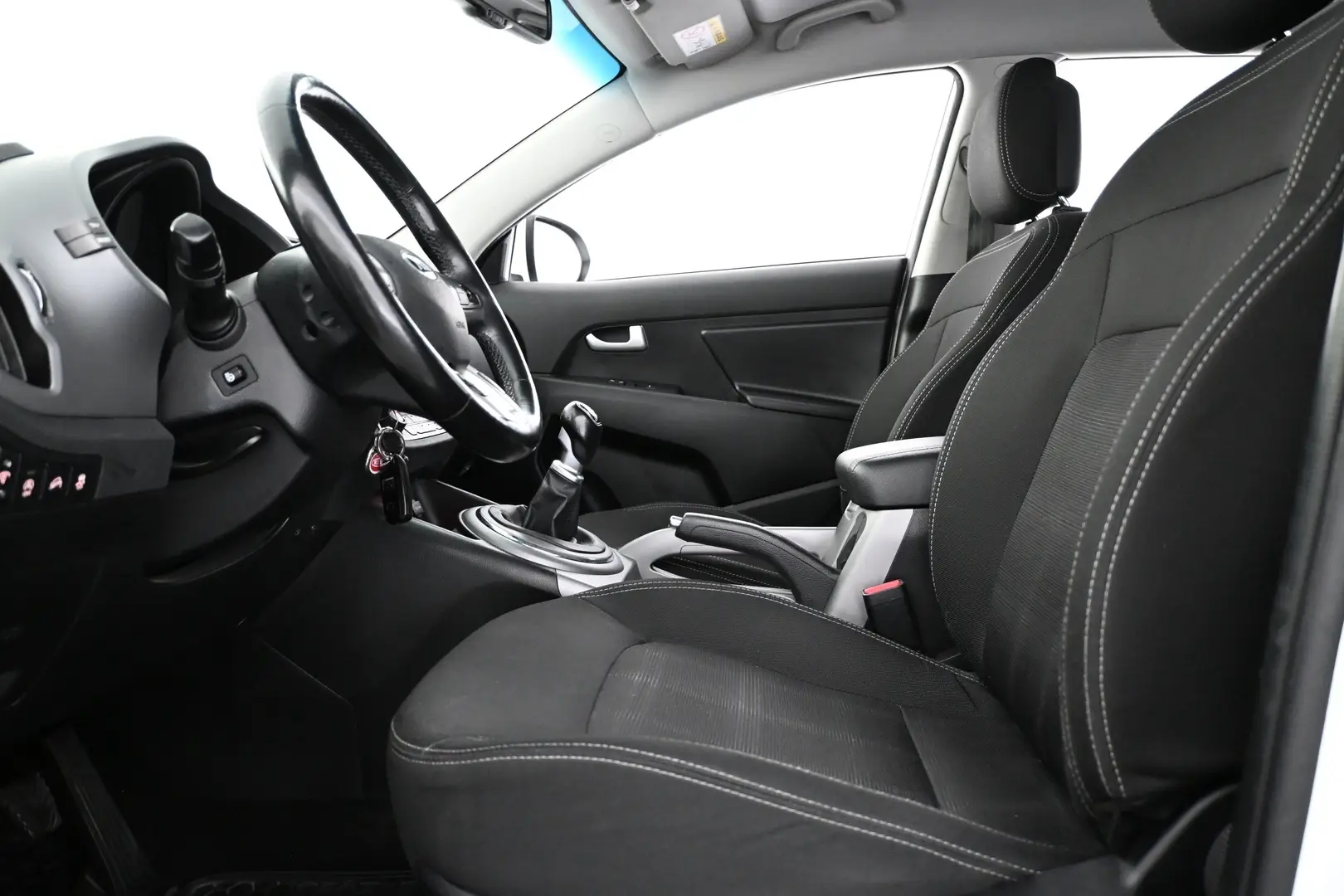 Car Image - 1ALyCZcW3lYu0xdaTUzs7q