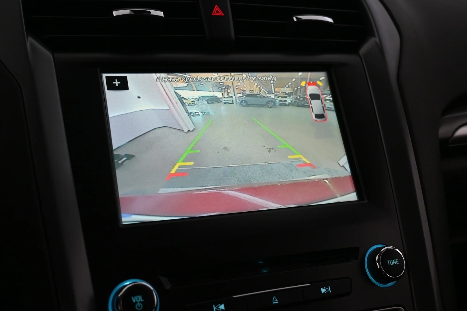 Car Image - 1uRwjAHyKjulF2GY7fdbi7