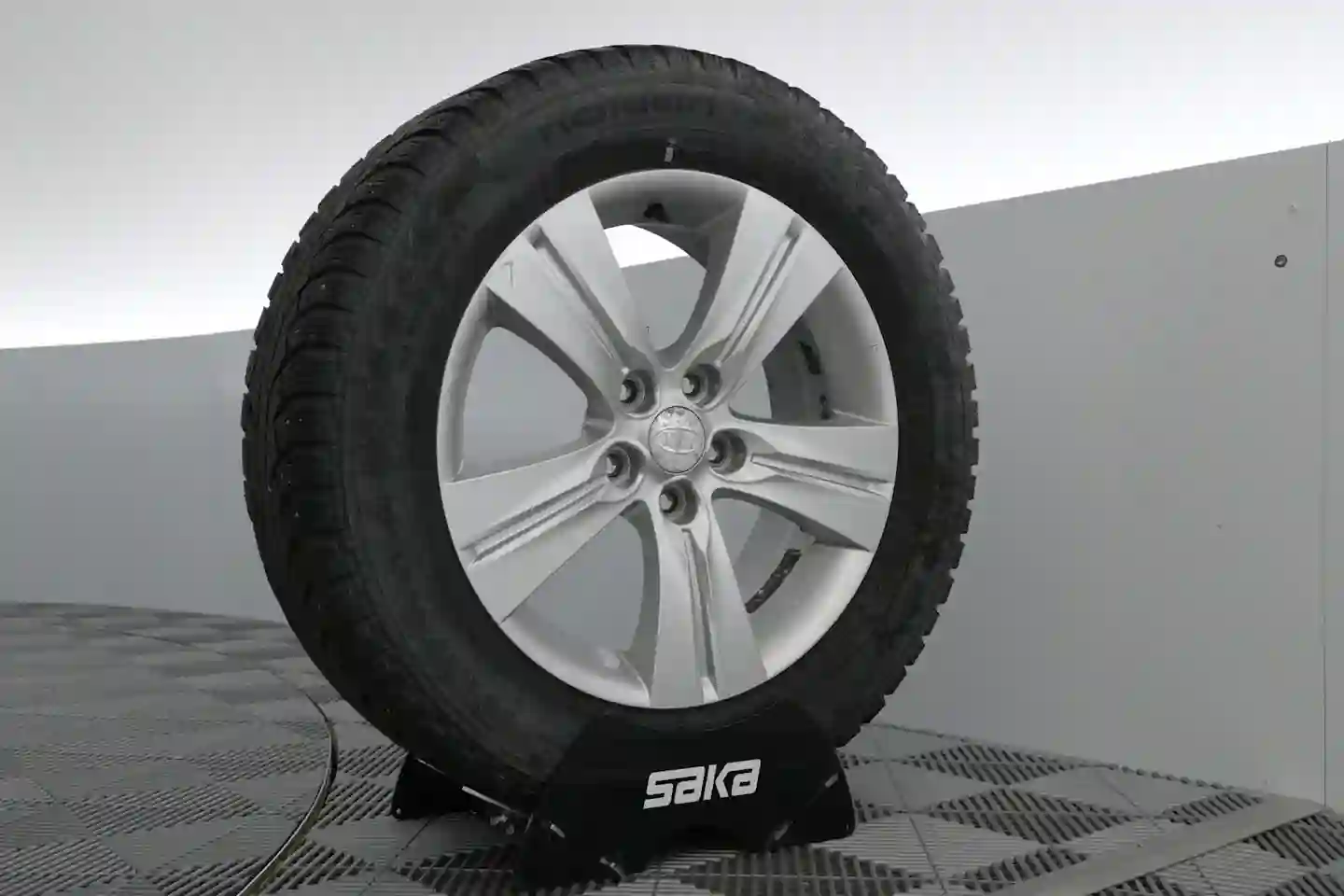 Car Image - 73PAwVeUq8kW6WIhGqDCLI