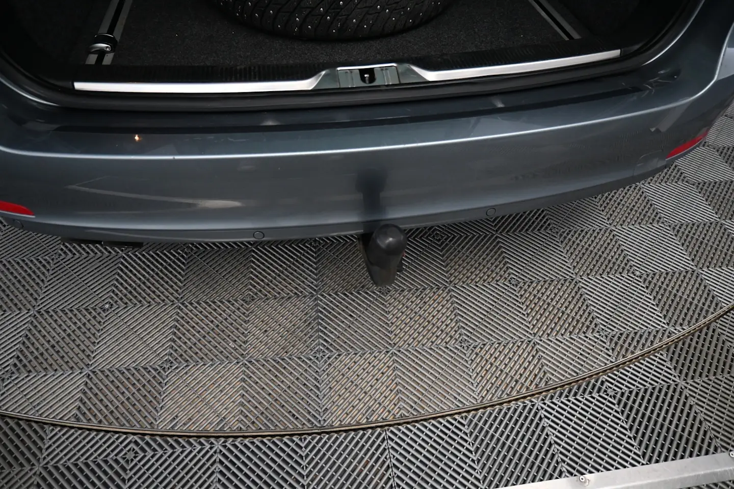 Car Image - 2UIM9TJ80thScPVWVtNHqn