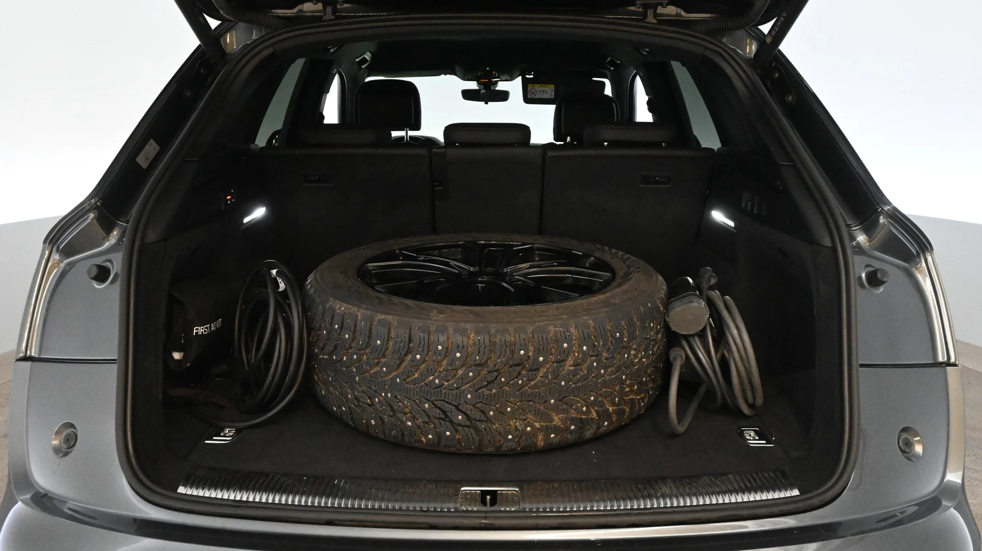 Car Image - 7vCir2R6sggMKkceUg0j2I