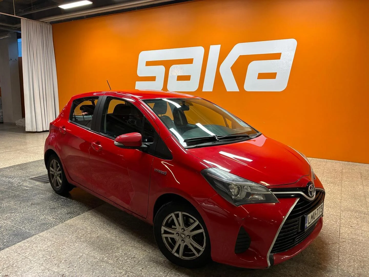 Car Image - 6kglYgVsgh1shYhtPDDvh0