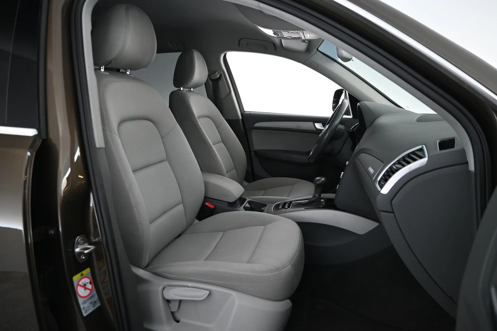 Car Image - 1oFtH4eRo9u1H3rC93wAHF