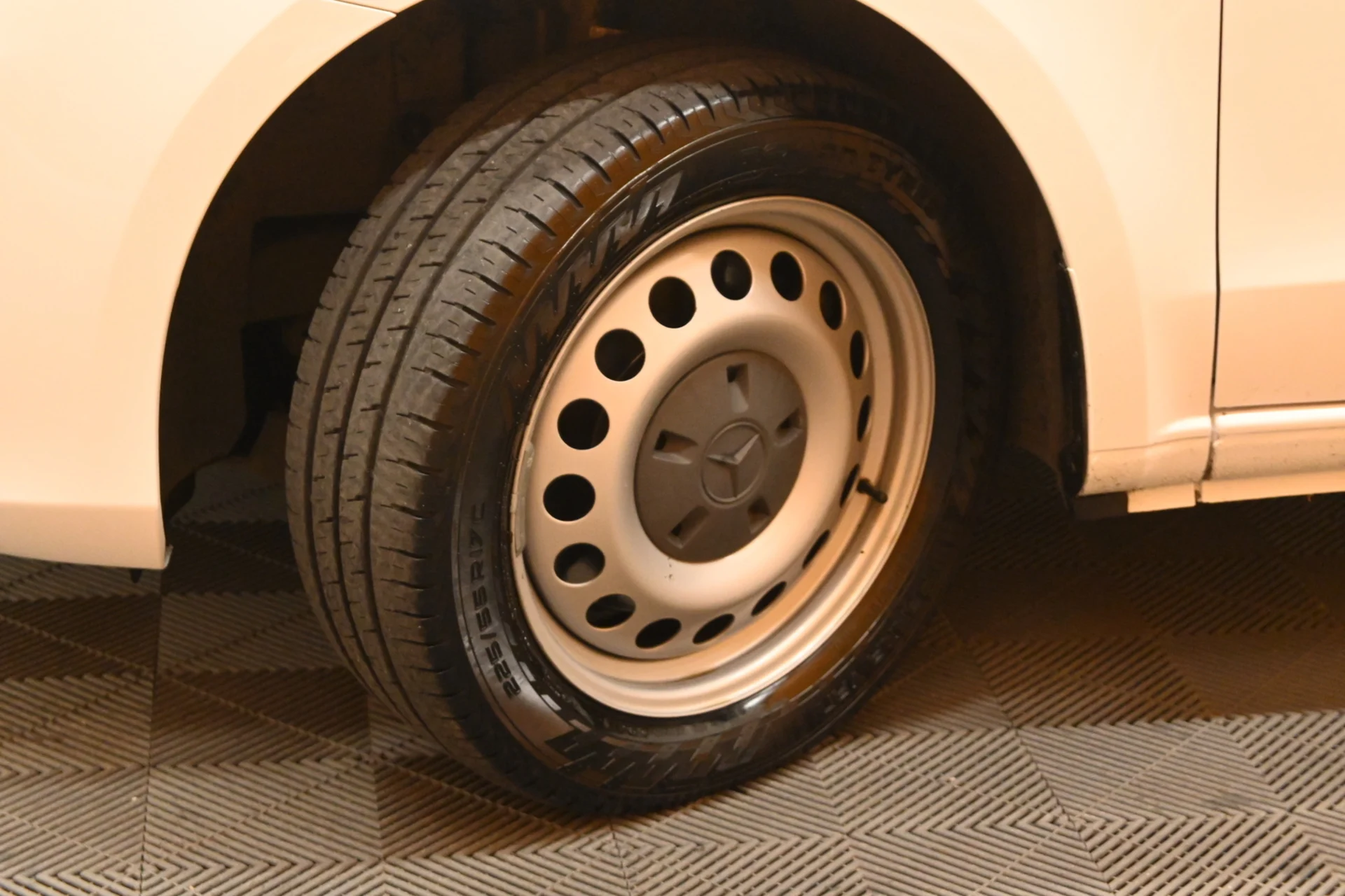 Car Image - 5uD1wCkEOExNpq2t7LCTov