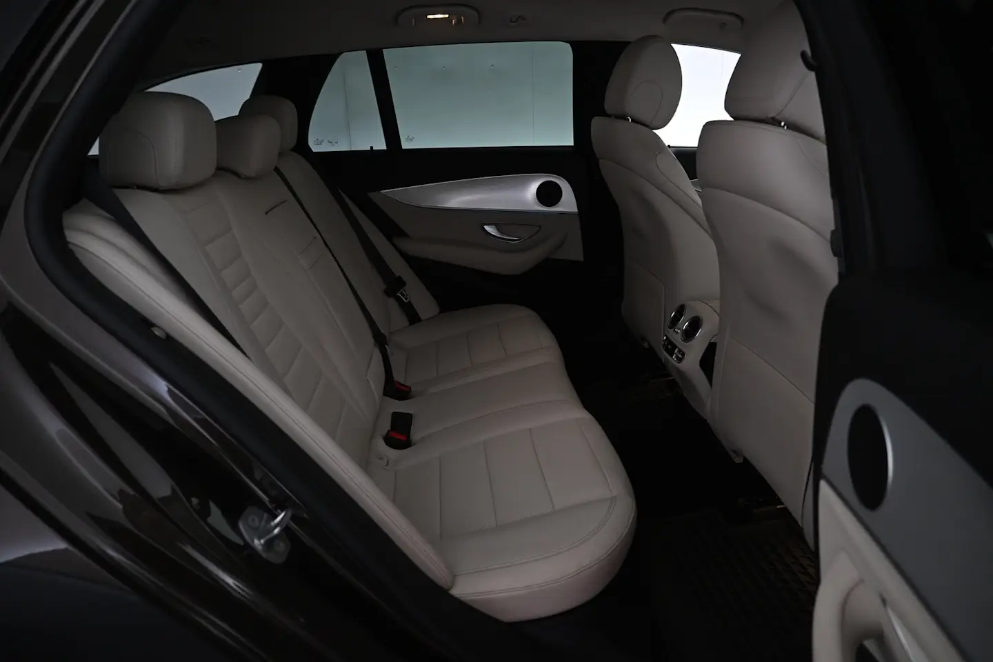 Car Image - TyTXZ7QPZHVqi9To8TksX