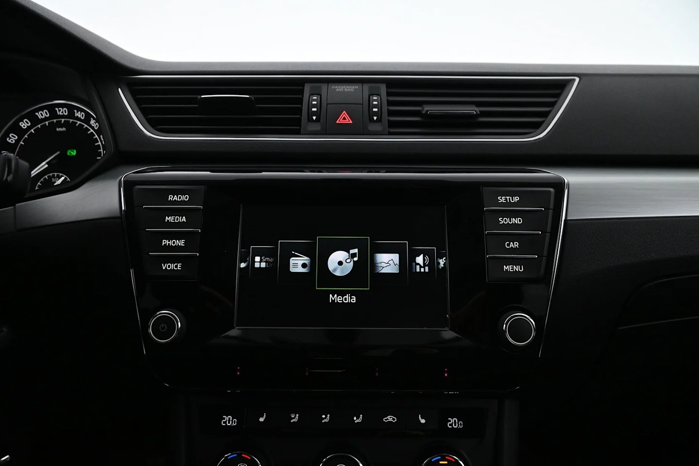 Car Image - Y8fldEjNj3dqZ7ToSERkc