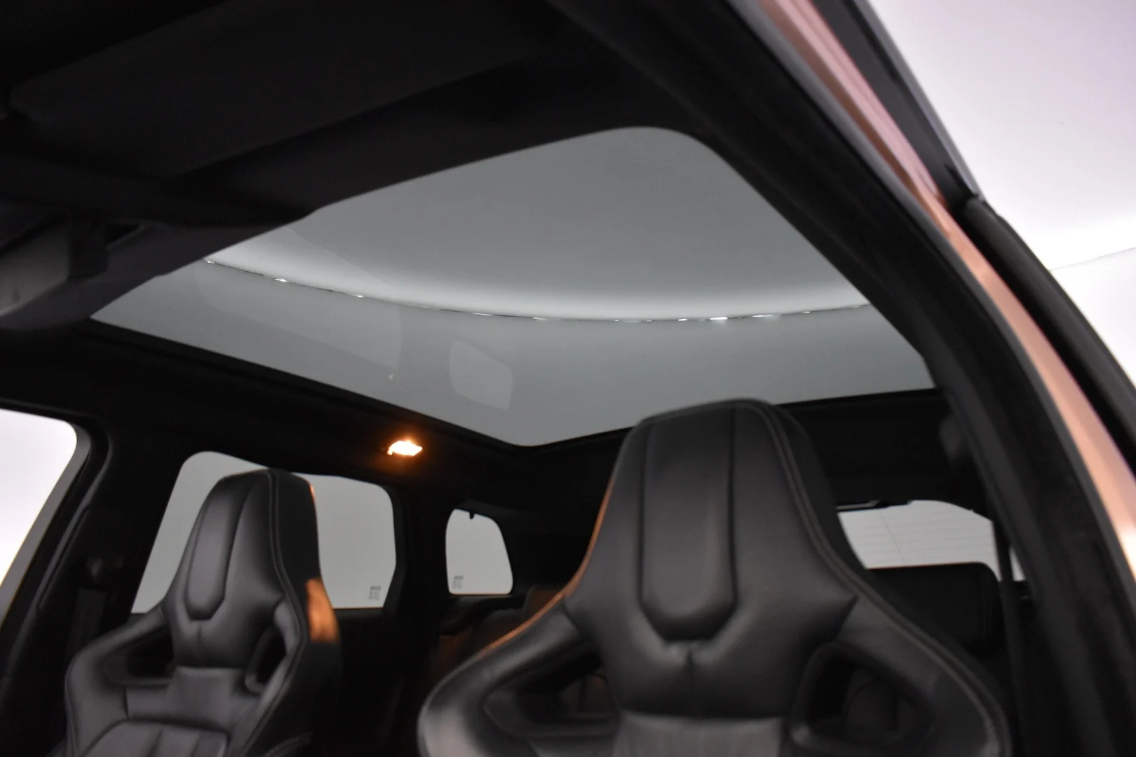 Car Image - 7BzNOxj4iDoCOnn36qCFZM