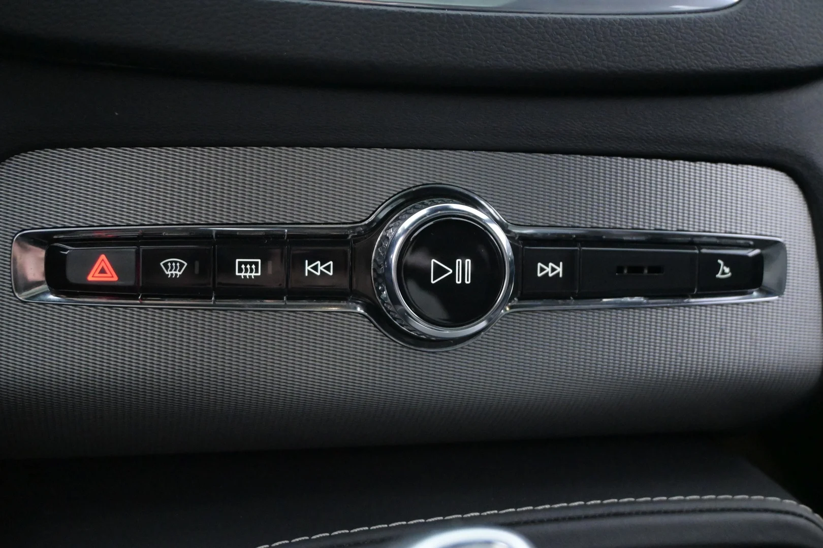 Car Image - 21TbOaS9qVHTYYPGSfTiAh