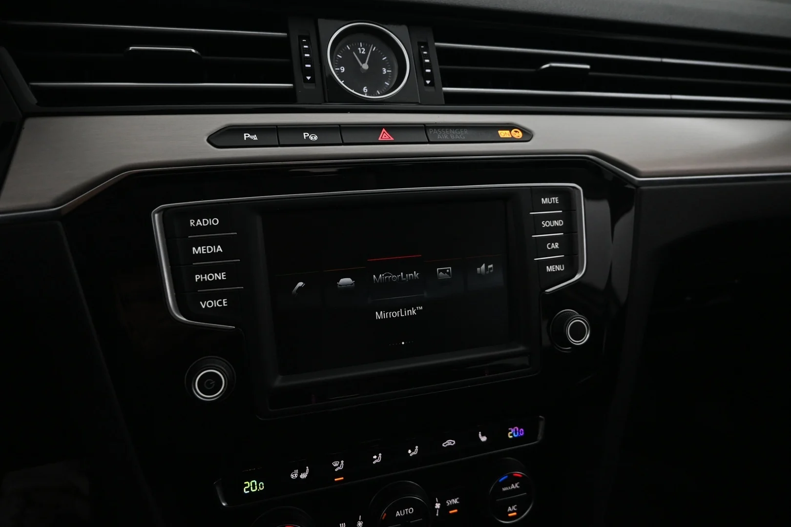 Car Image - 79y9ujzms06E6jqRuoKgwj