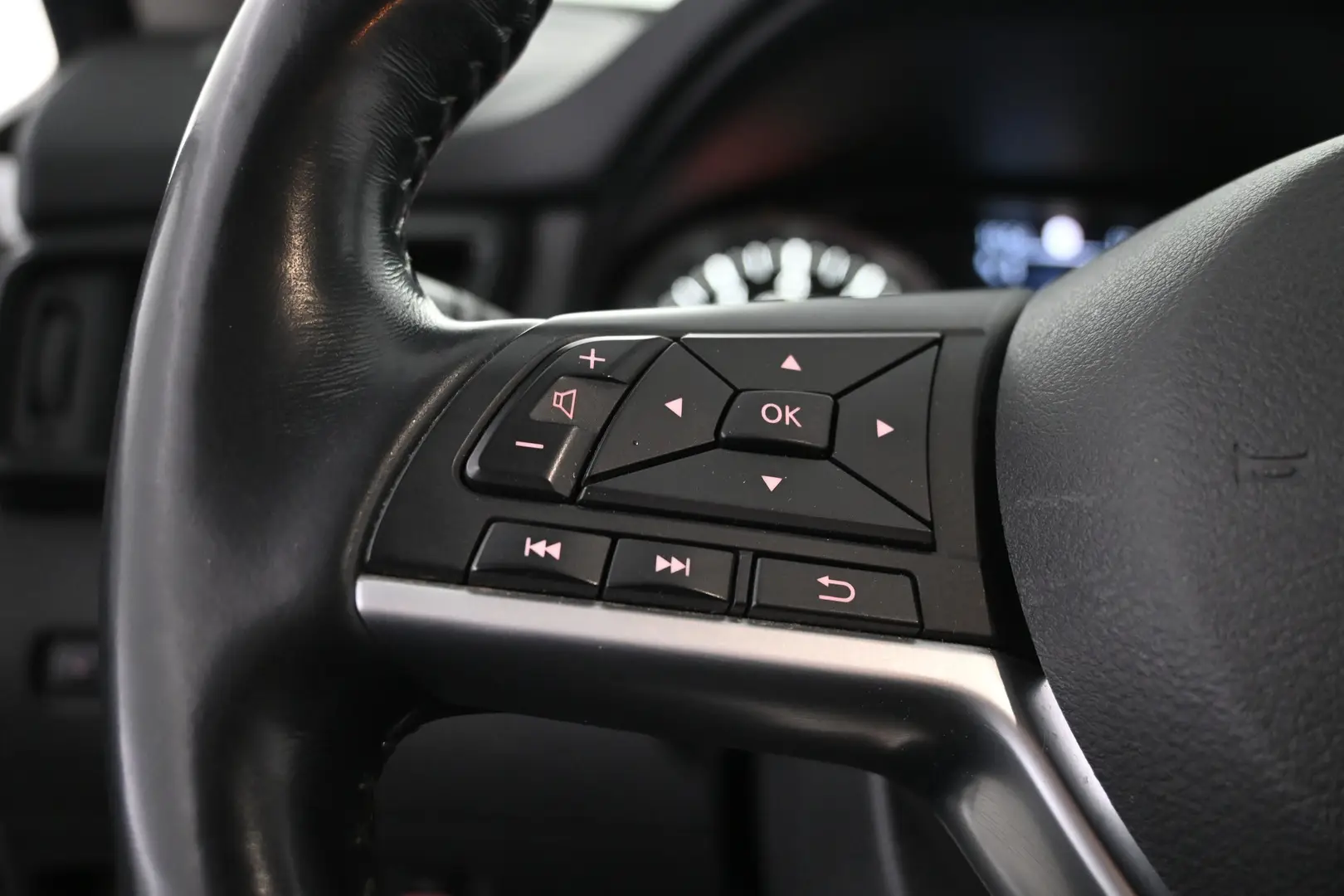 Car Image - 6HQPVq4ZfPA44SUR1ucDZe
