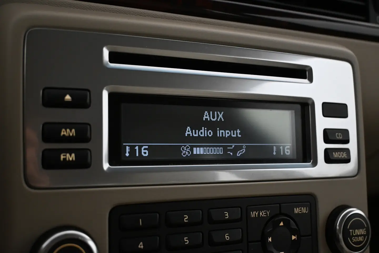 Car Image - 2zCT5VWLoHVxeDDLKvMHF5