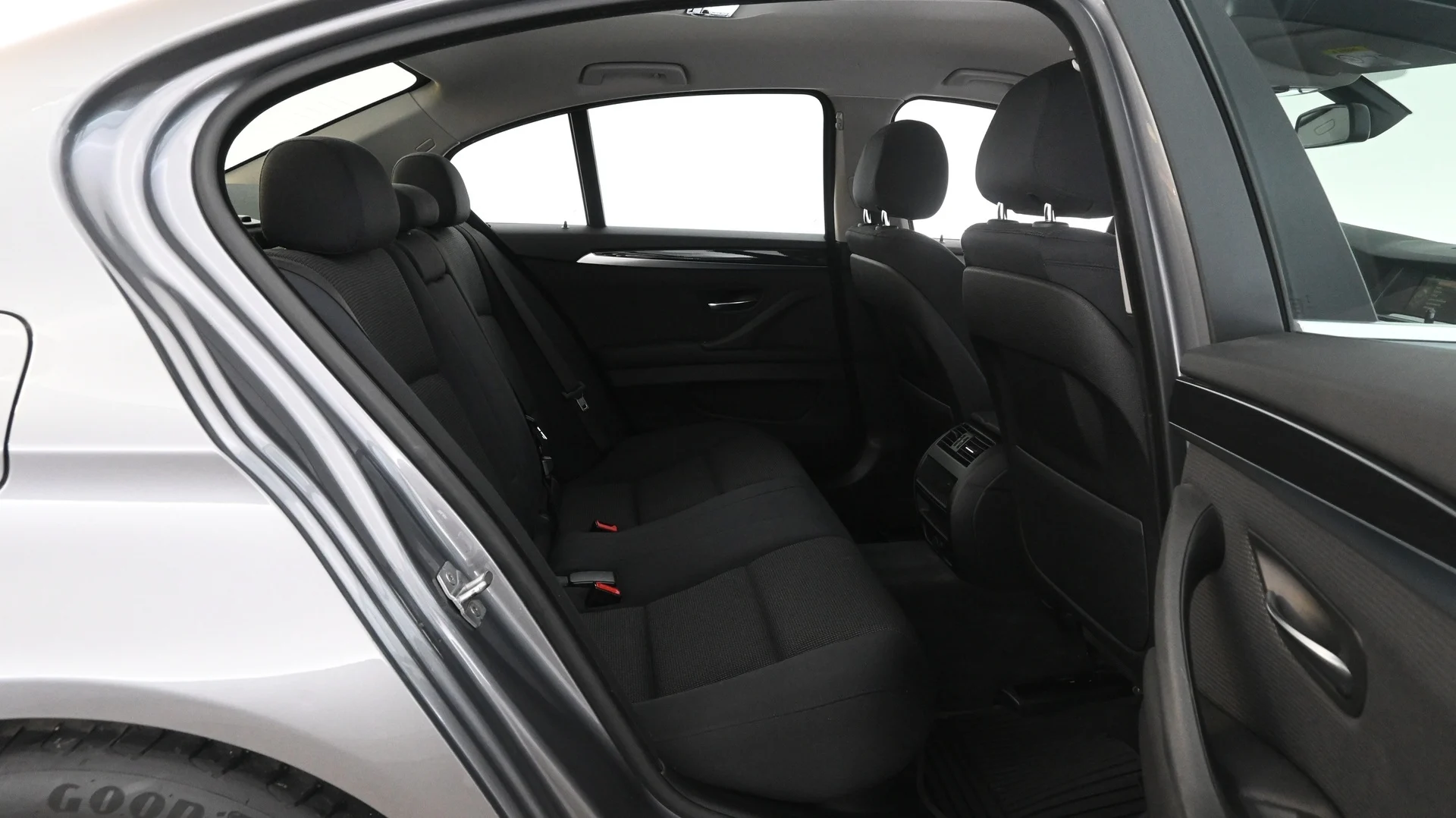 Car Image - 7h1owSTNXVxQchMf7BF2di