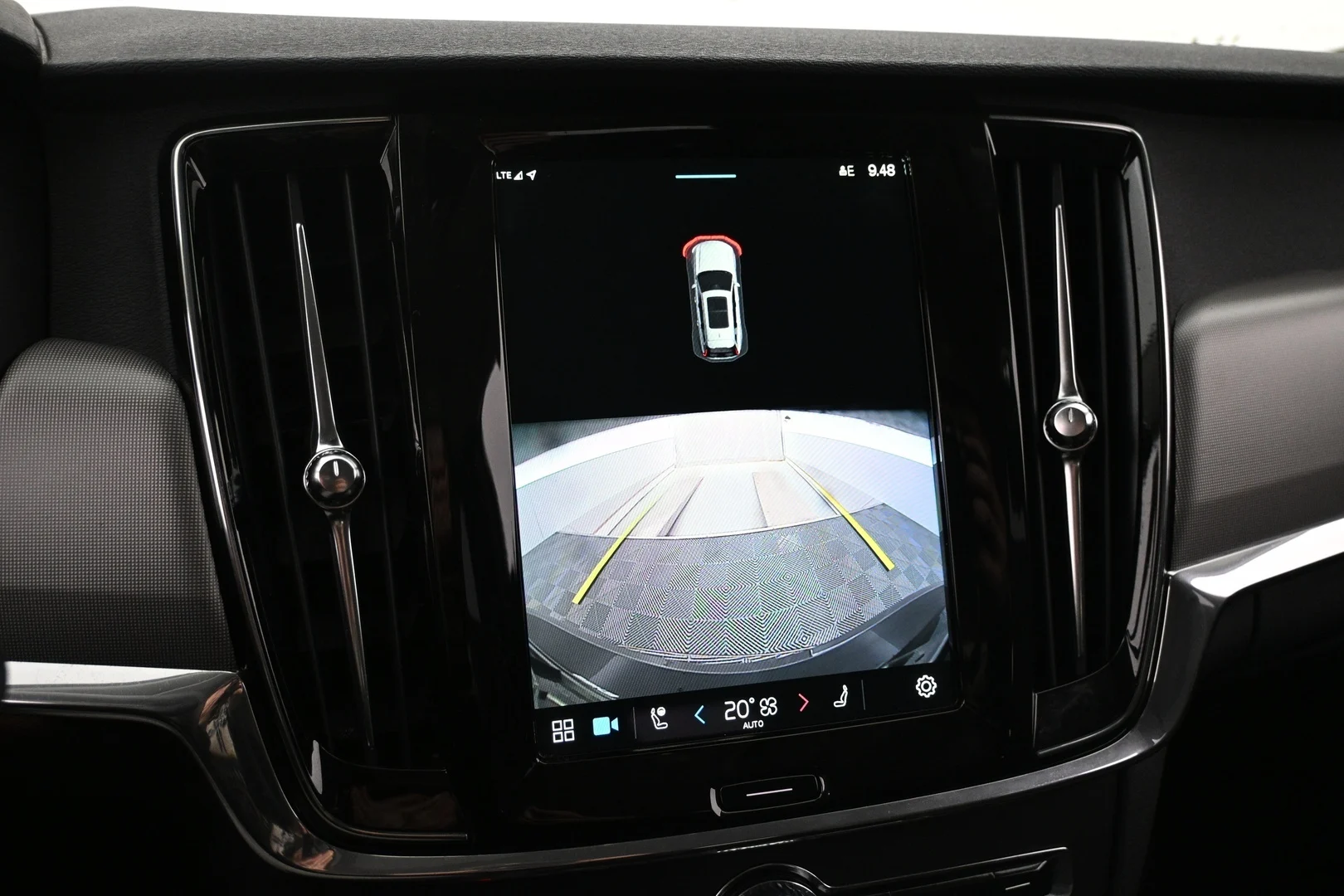 Car Image - 25Mrm6hJwGqZ8RJAww7qU0