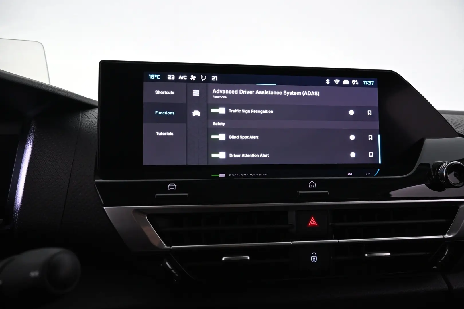 Car Image - 1vXvhPkeLF0d9luqgoQUAw